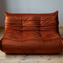 Togo Sofa 2-Sitzer Samt Bernstein-Orange 1