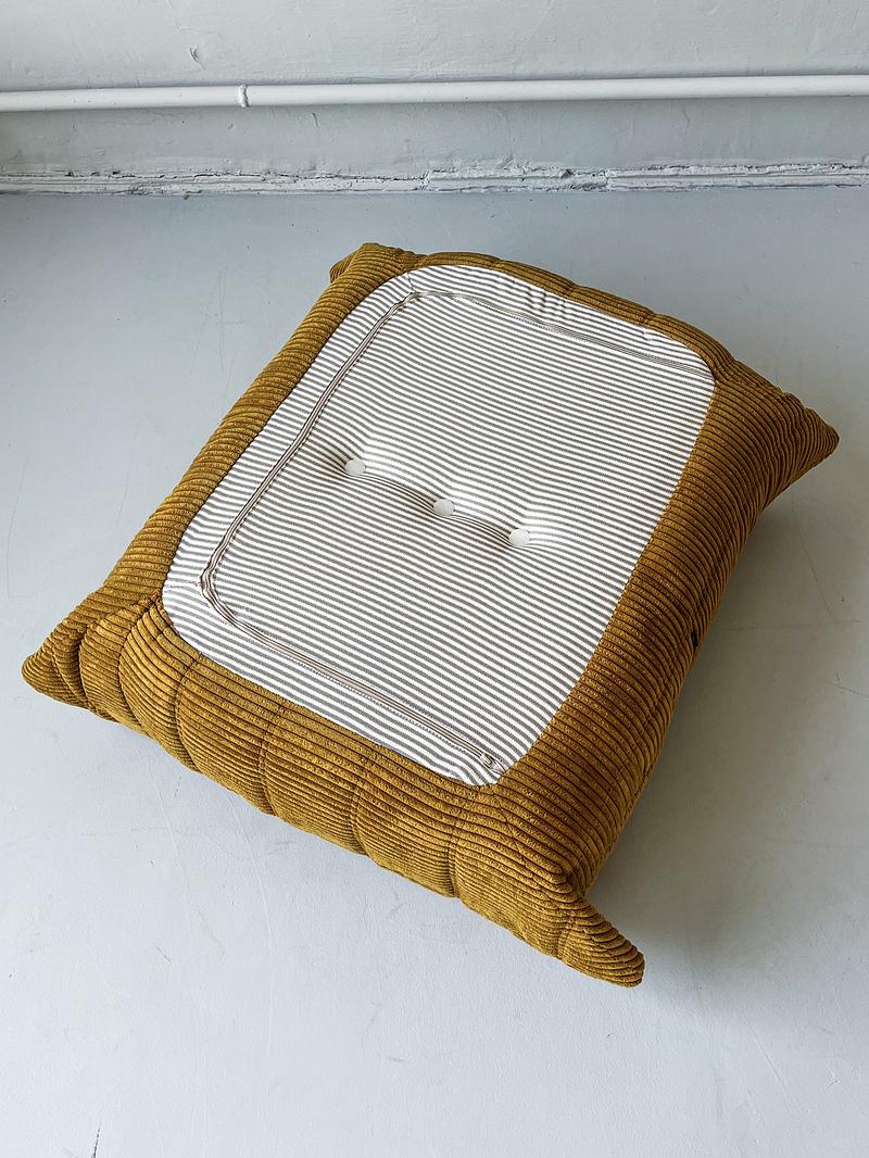 Togo Sessel und Ottoman Set Cord Sandbraun 5