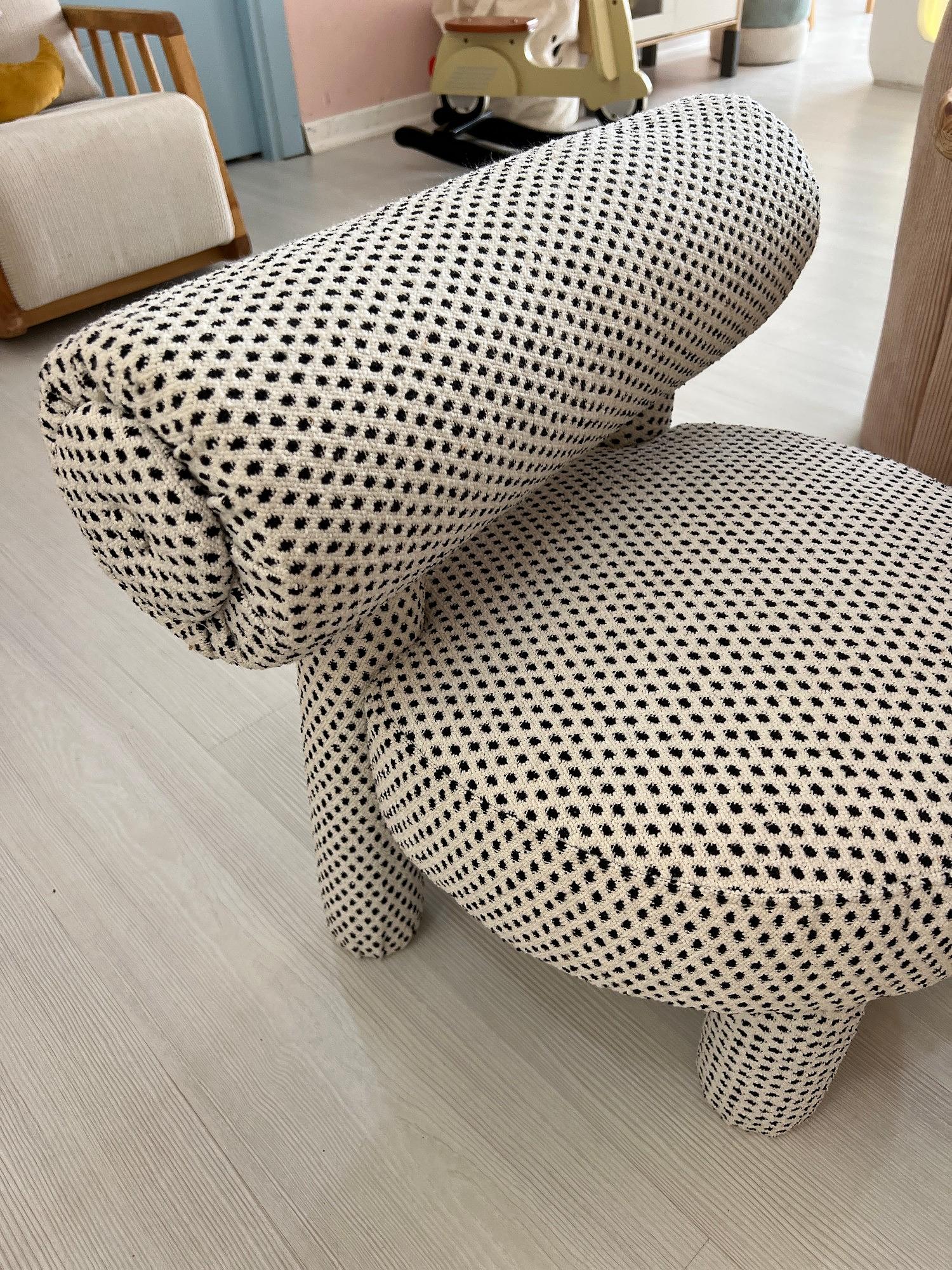 Dino Armchair Polka Dots 4