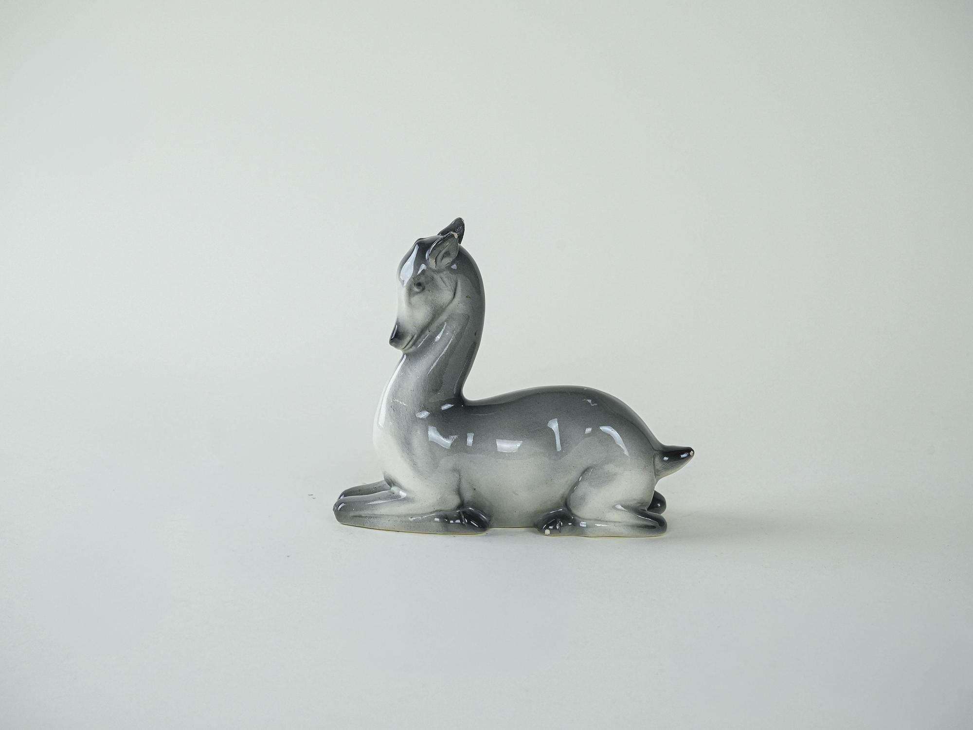 Ceramic fawn figure Grey 1970s 5