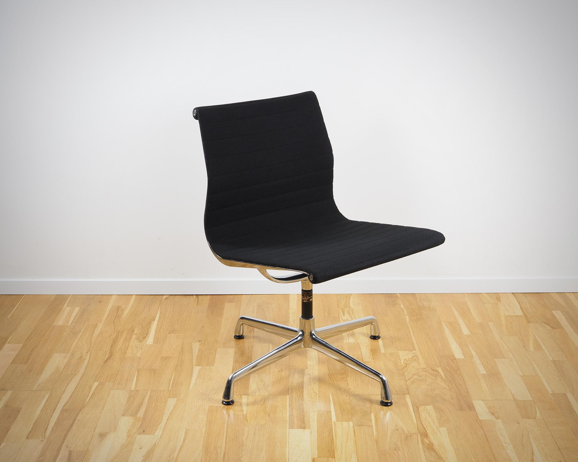 Aluminium Chair EA 101 Hopsack Schwarz 5