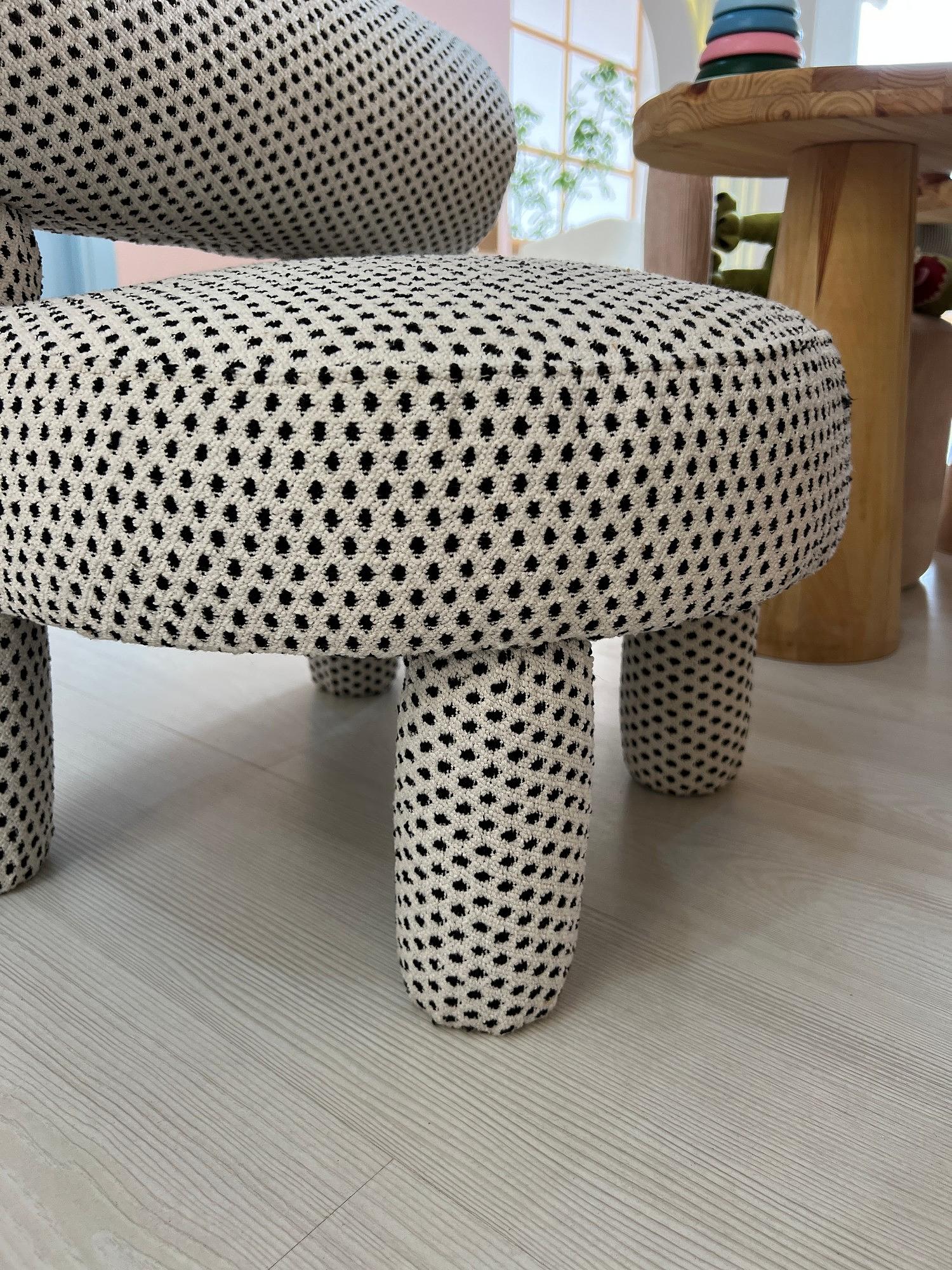 Dino Armchair Polka Dots 5