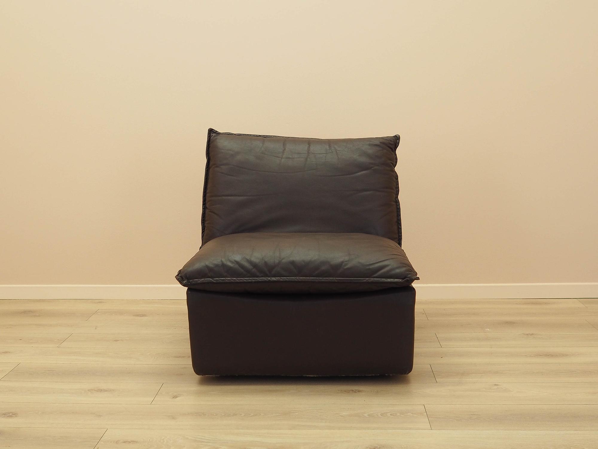 Leather armchair Brown 2