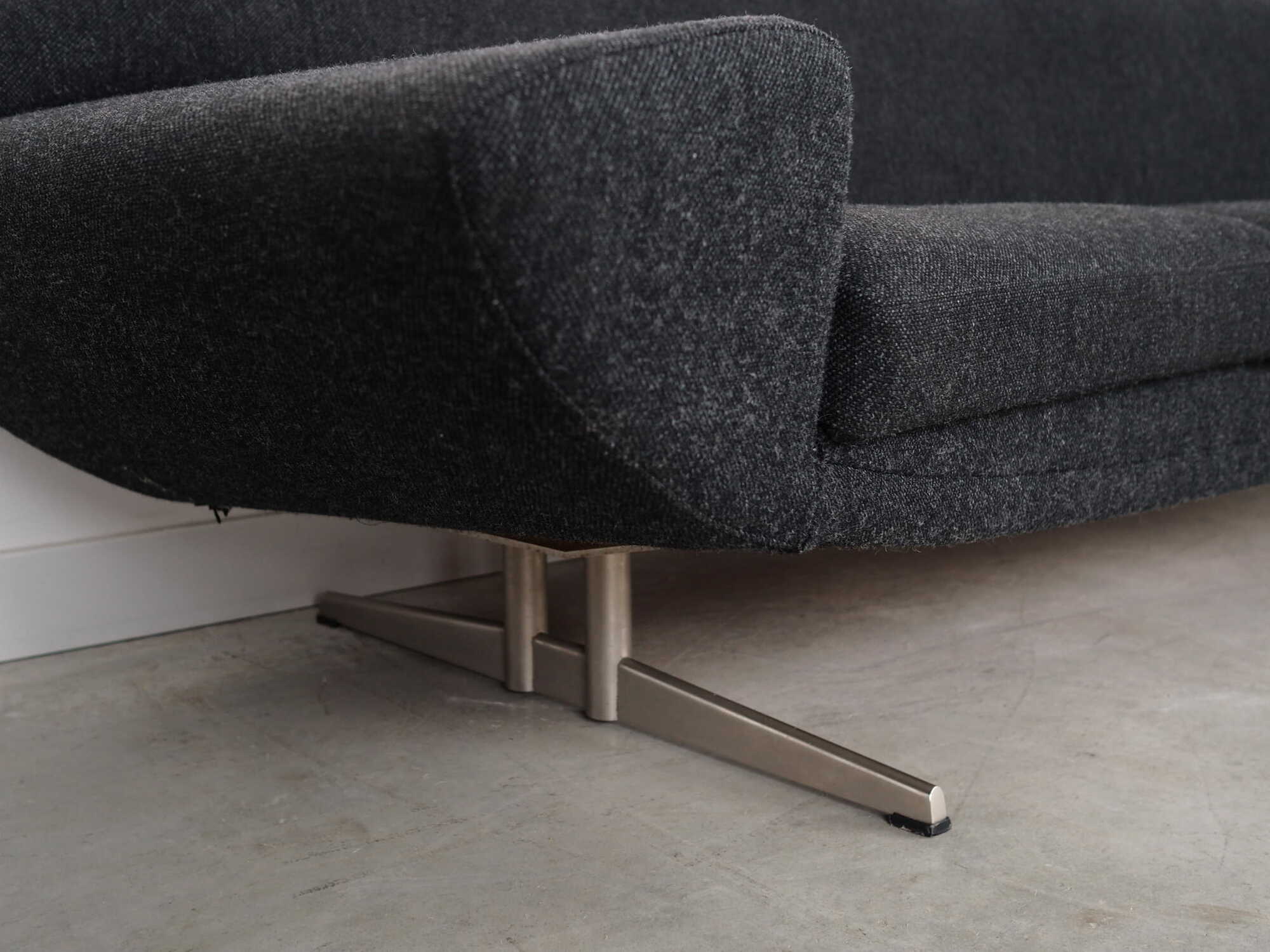 Capri Sofa Fabric Graphite 1960s 6