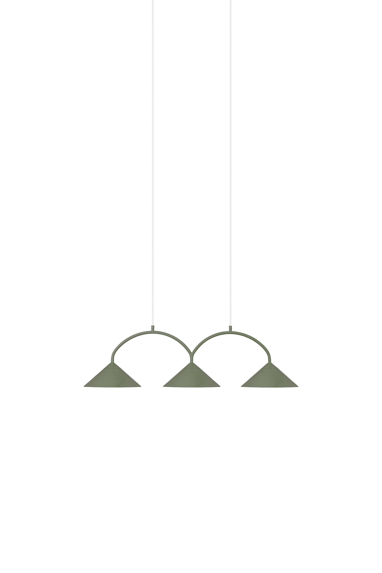 Curve 3 Pendelleuchte Metall Moosgrün mit weißen Kabeln 0
