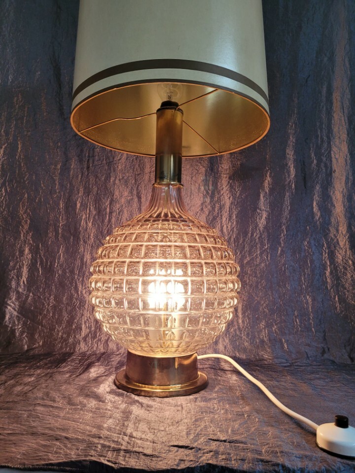 Vintage Tischlampe Kristallfuß Messing 1970er Jahre 4