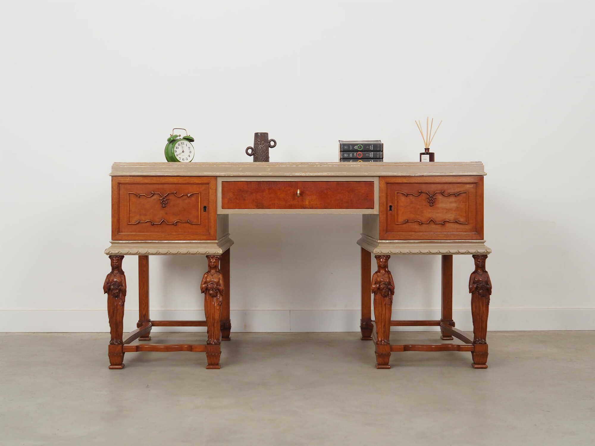 Scrivania vintage in legno marrone anni '50 1