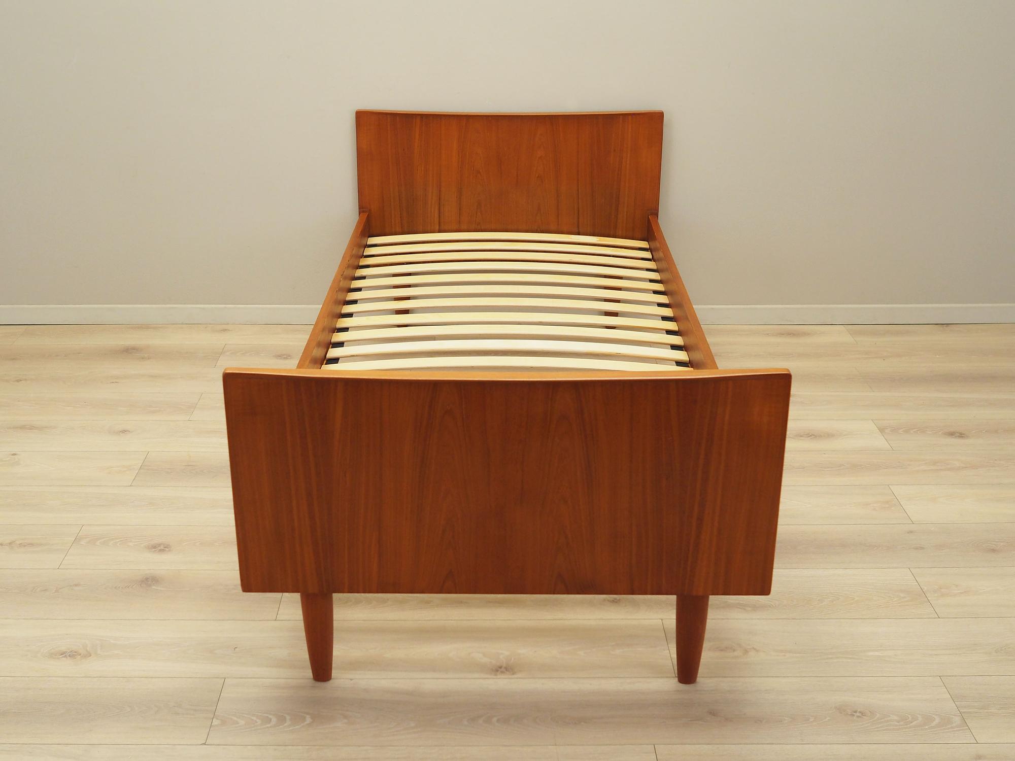 Bett Teakholz 1970er Jahre 3