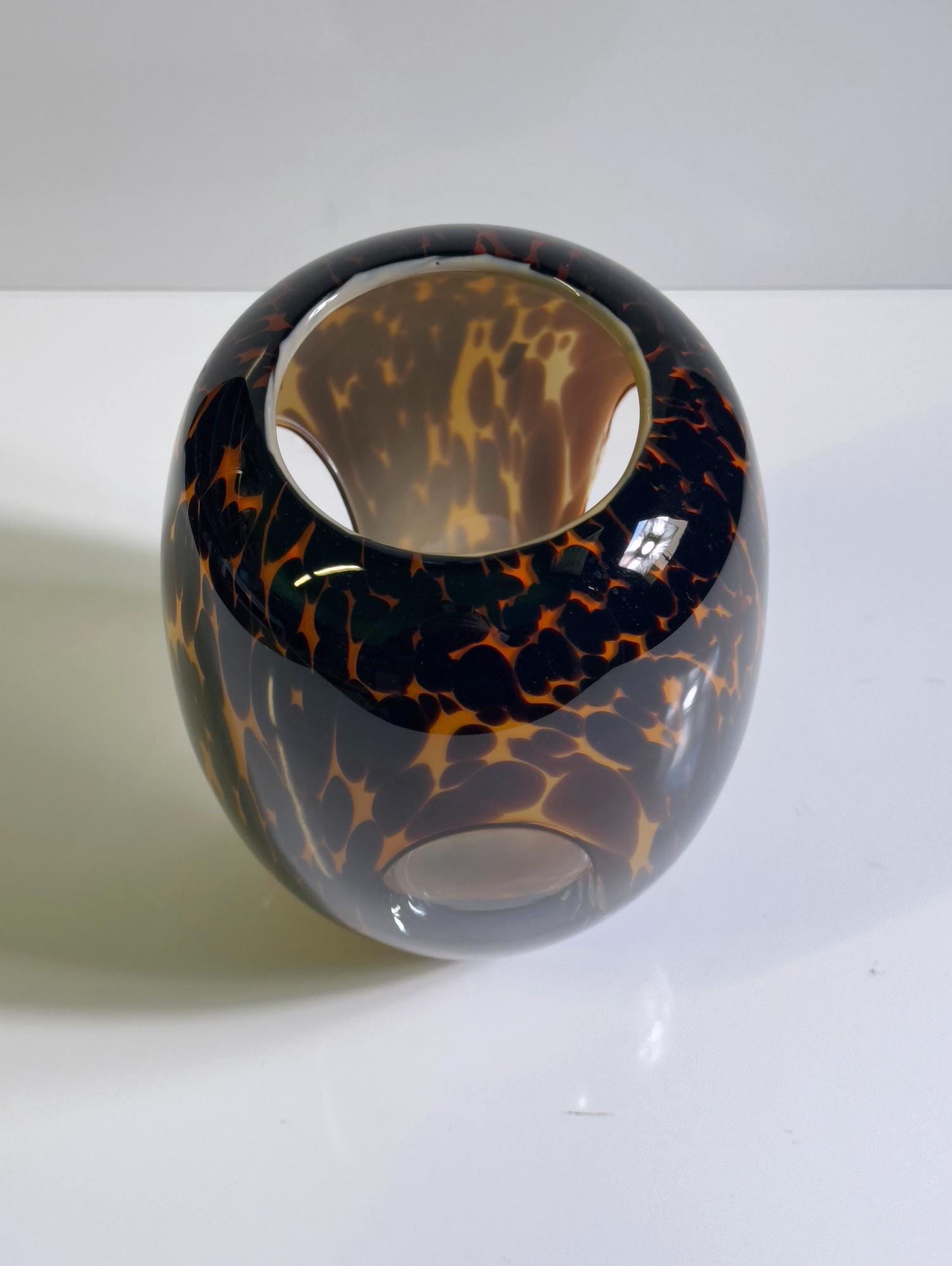 Vintage Leo Vase Murano Glass Brown 1980s 2