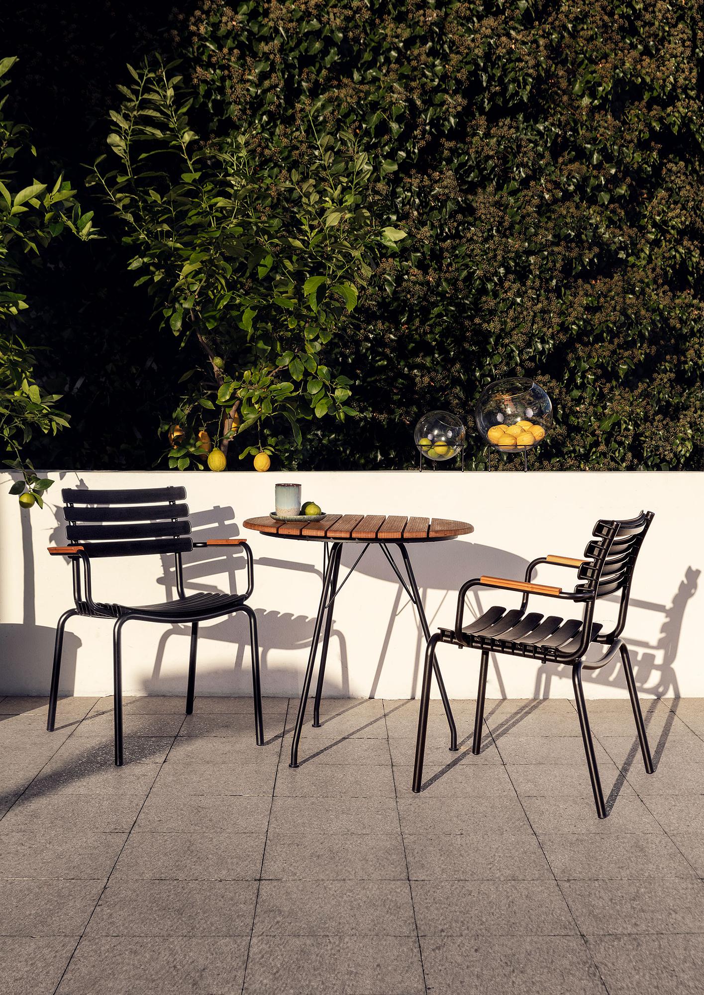 ReCLIPS Gartenstuhl Grau Armlehne Bamboo 2