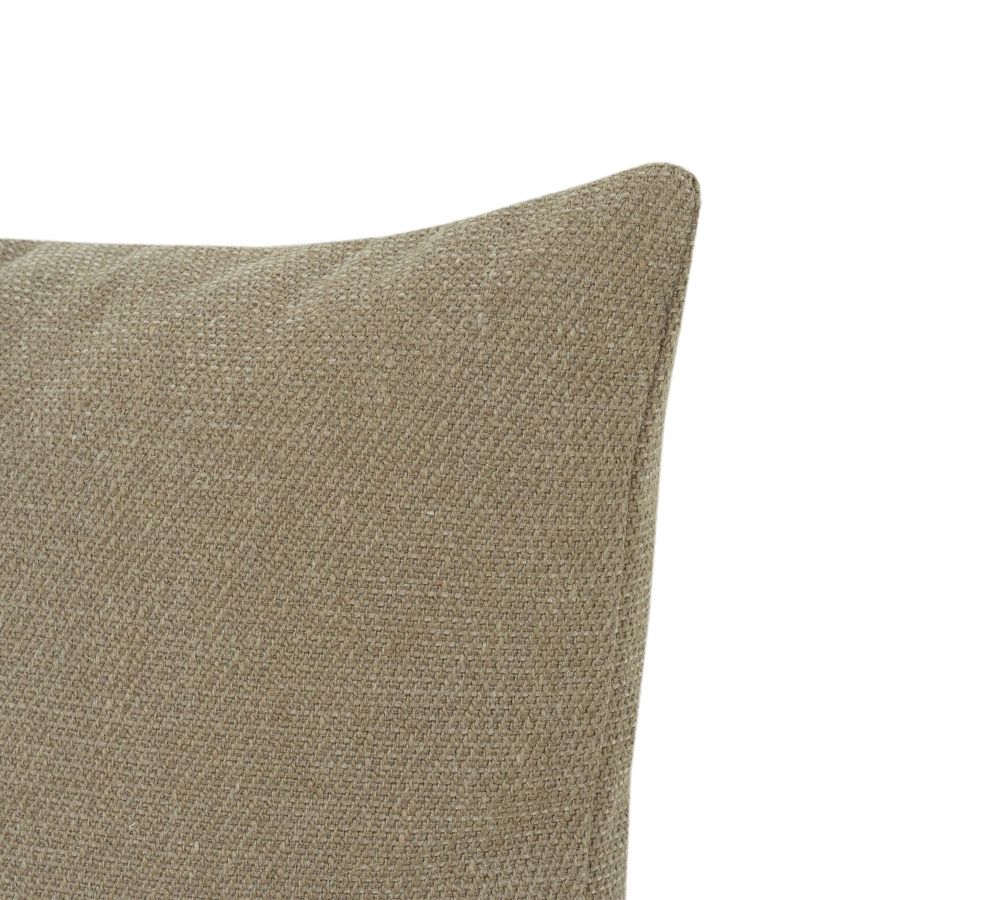 Inez Kissen Free Sage 3