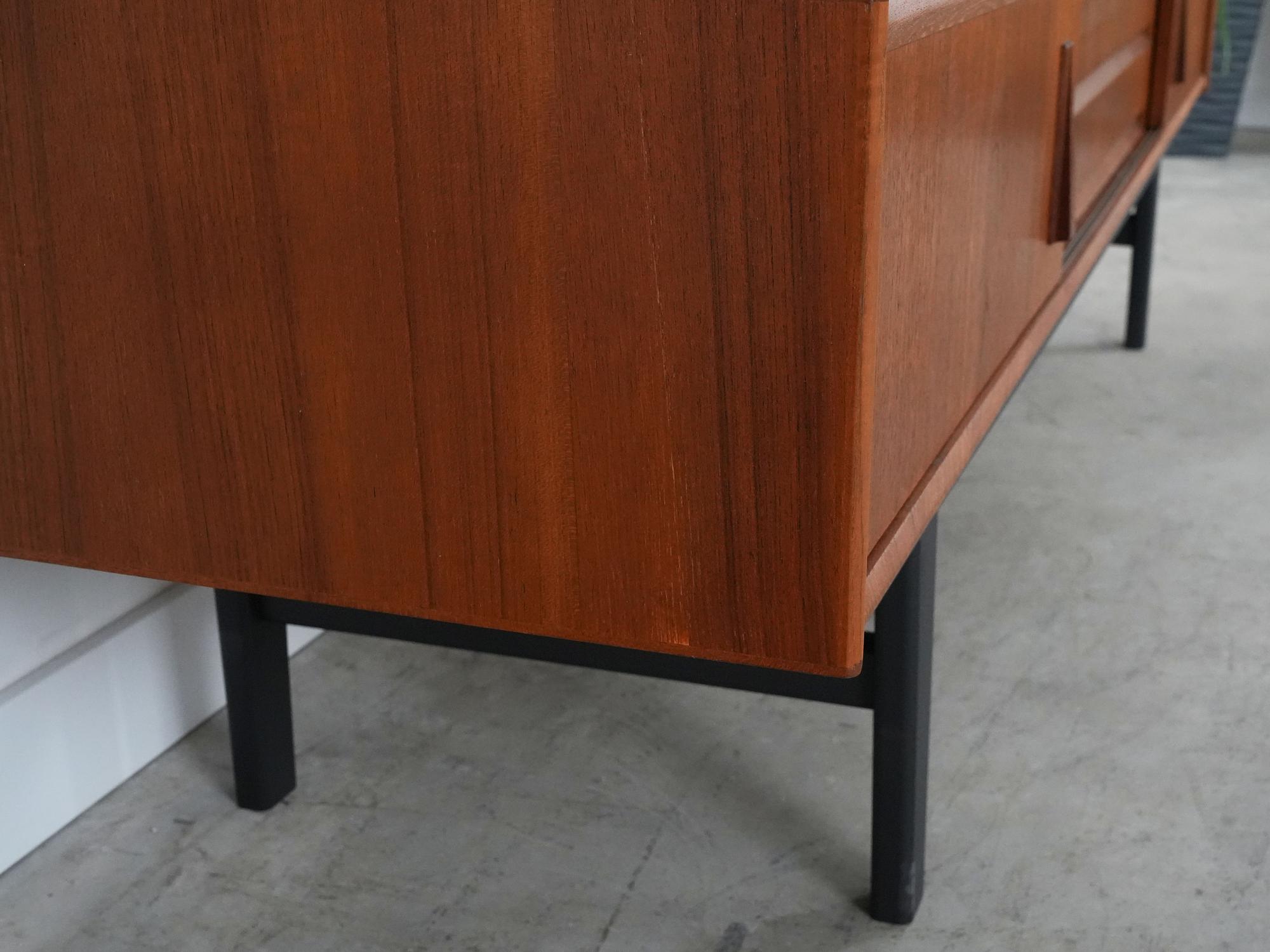 Highboard Teakholz 1970er Jahre 12