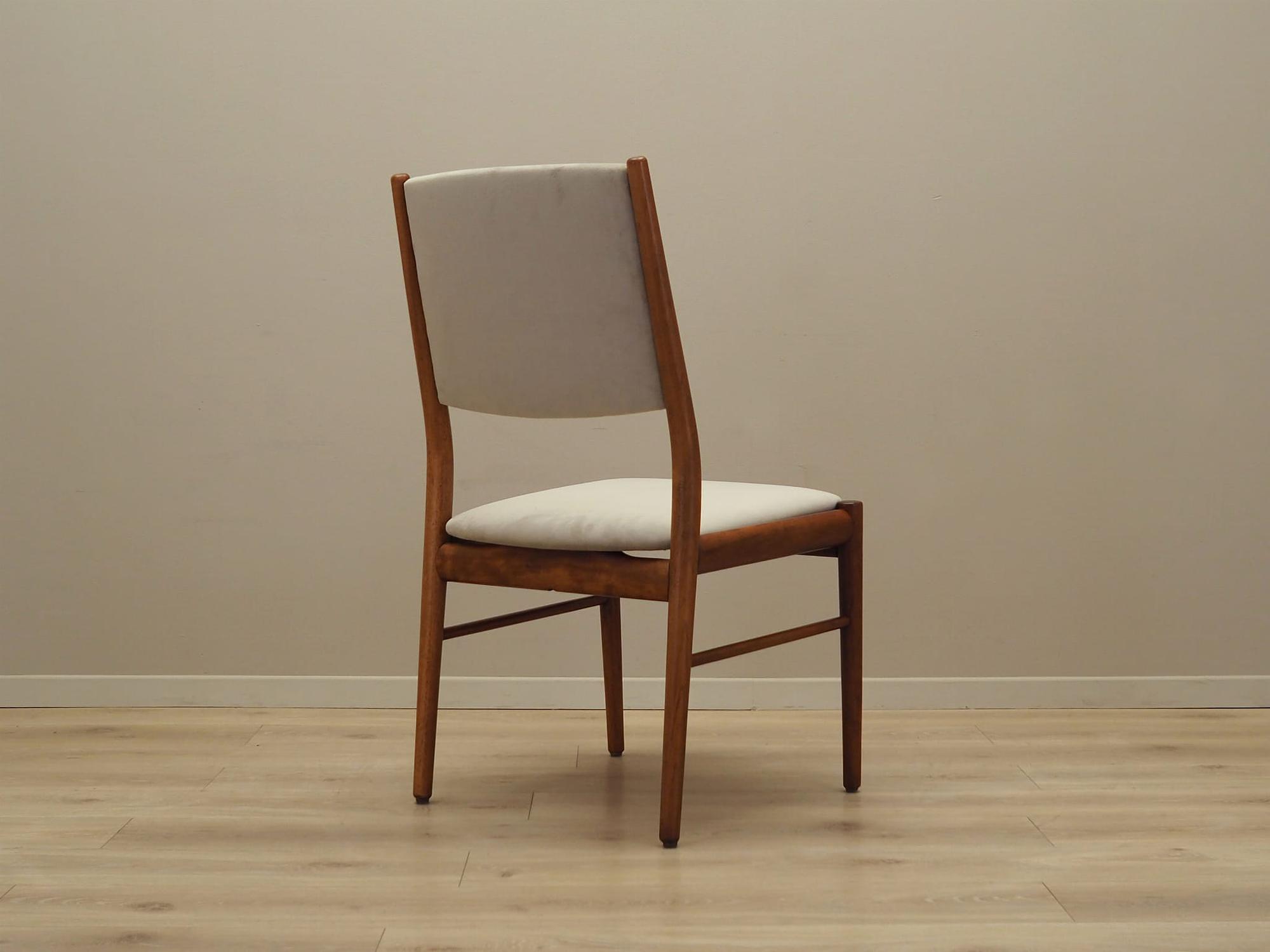Sechser-Set Mahogany Stühle 1970 Jahre 13
