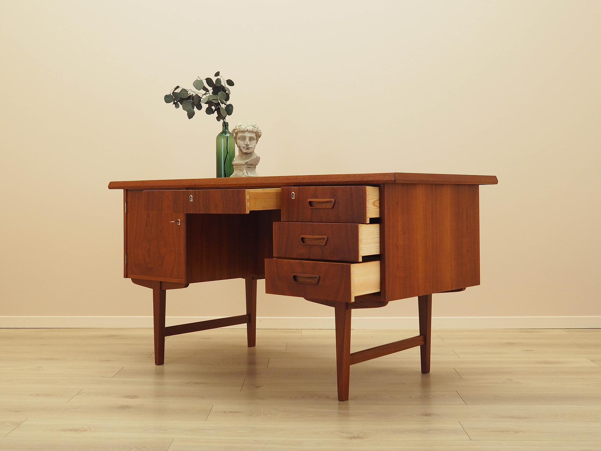 Teak-Schreibtisch 1970er Jahre  4