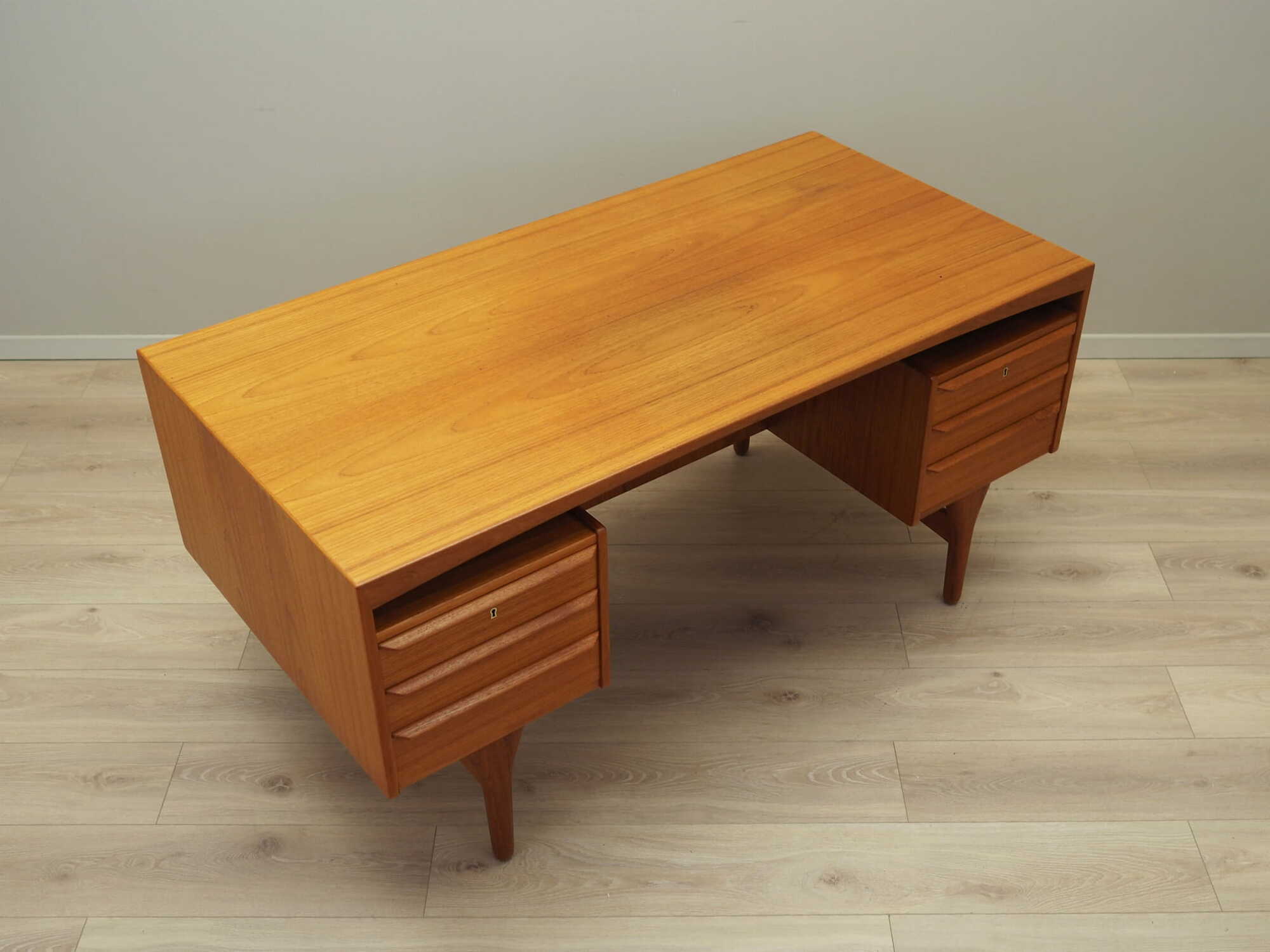 Vintage Schreibtisch Teakholz Braun 1960er Jahre 5