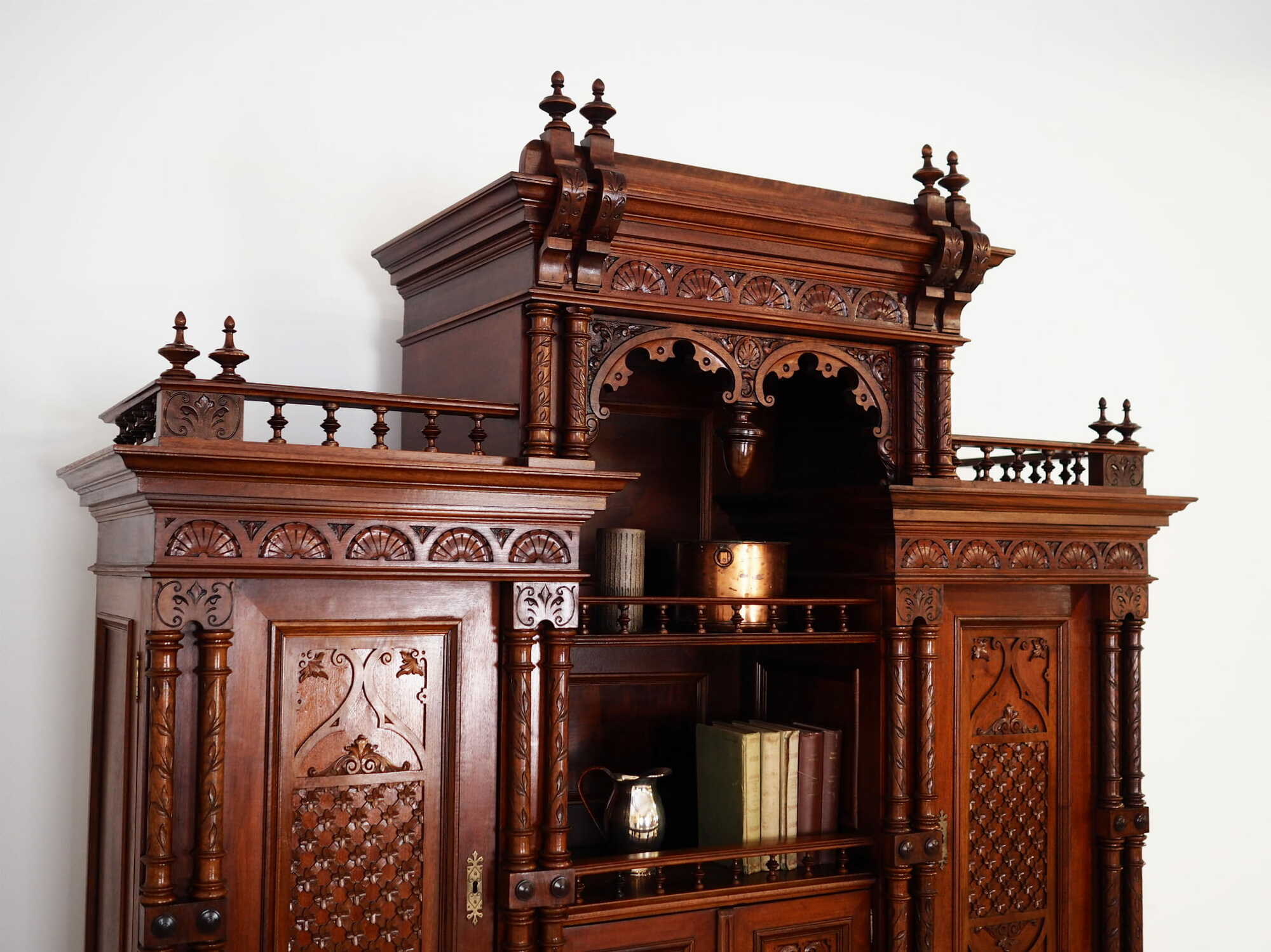 Vintage cabinet oak wood brown 5