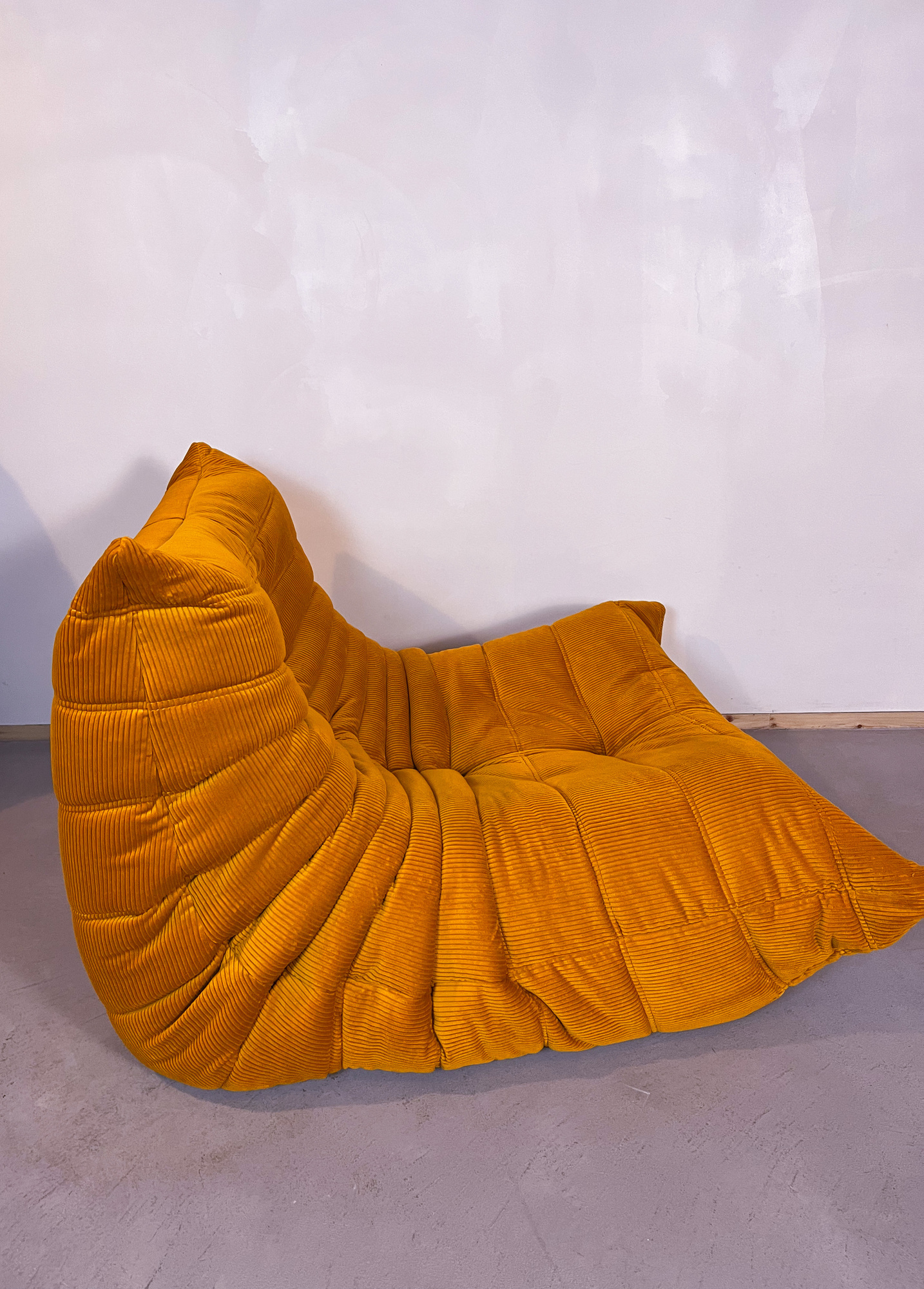 Togo Poltrona Velluto a coste Giallo oro 1