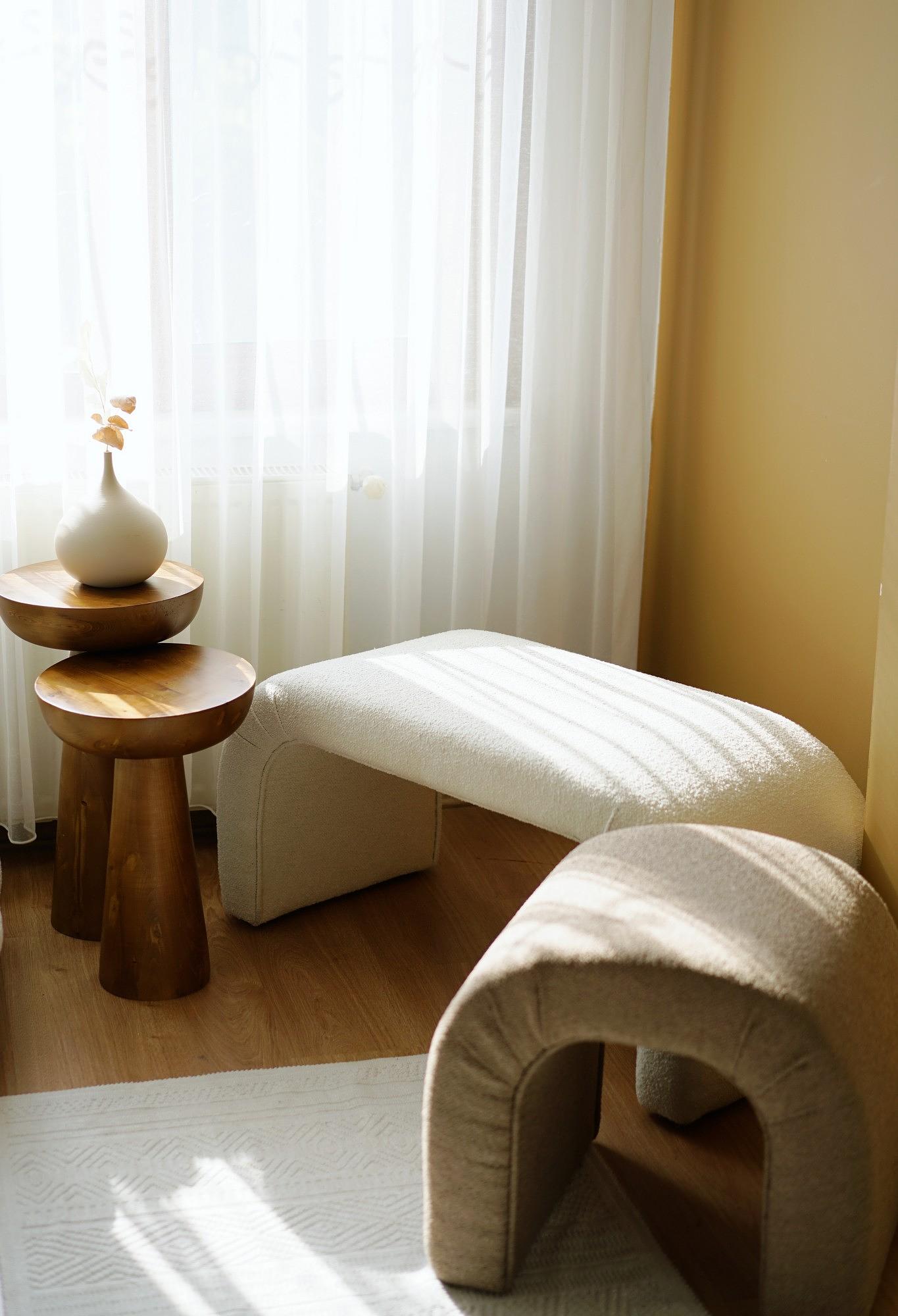 Nu Bank Pouf White 2