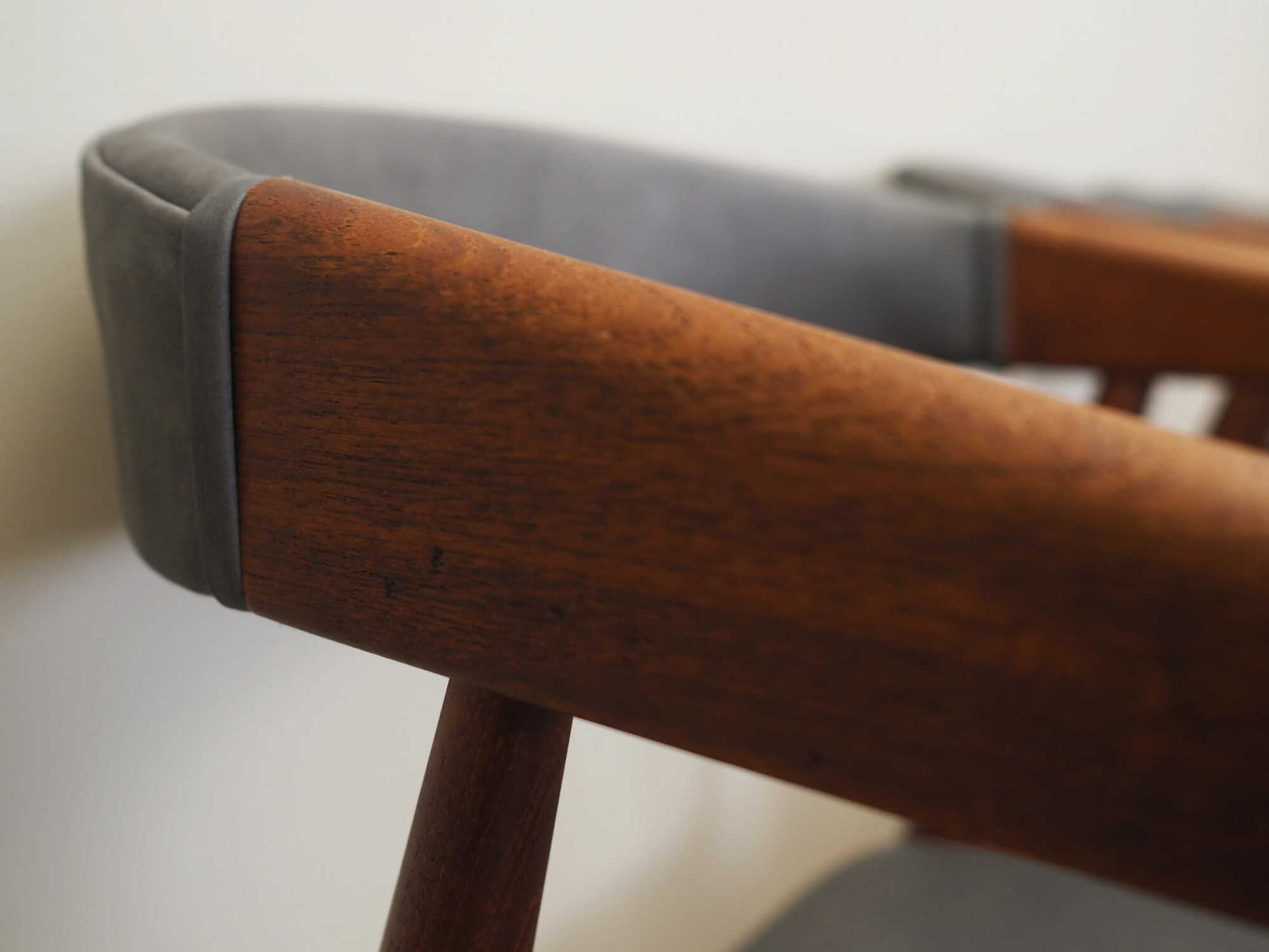 4x Vintage Chair Teak Wood Leather Gray 1960s 6