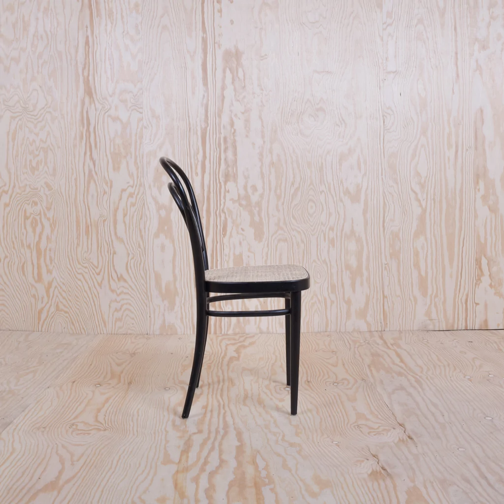 Thonet 214 Bugholzstuhl 4