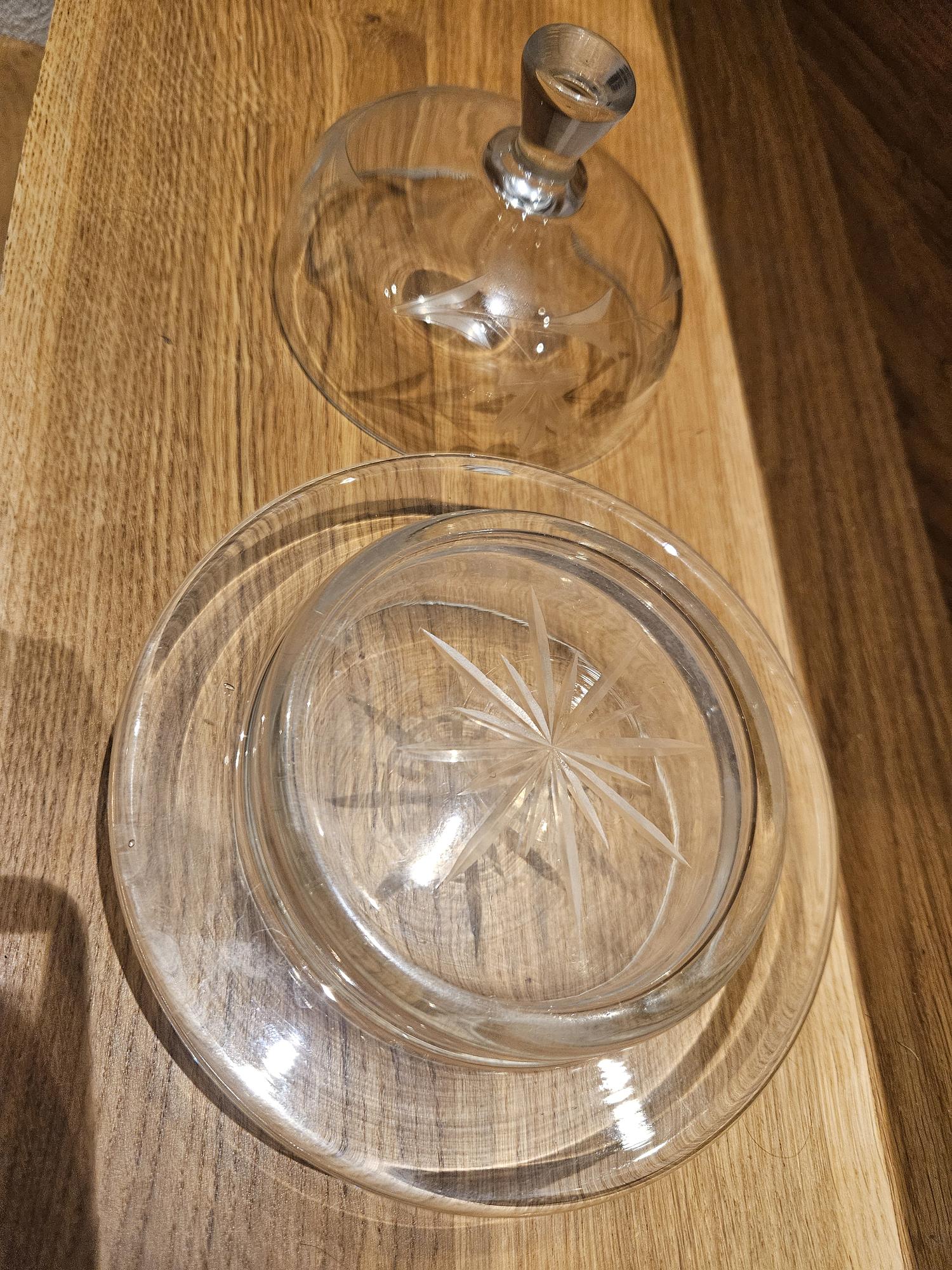 Engraved Crystal Cheese Dome 1