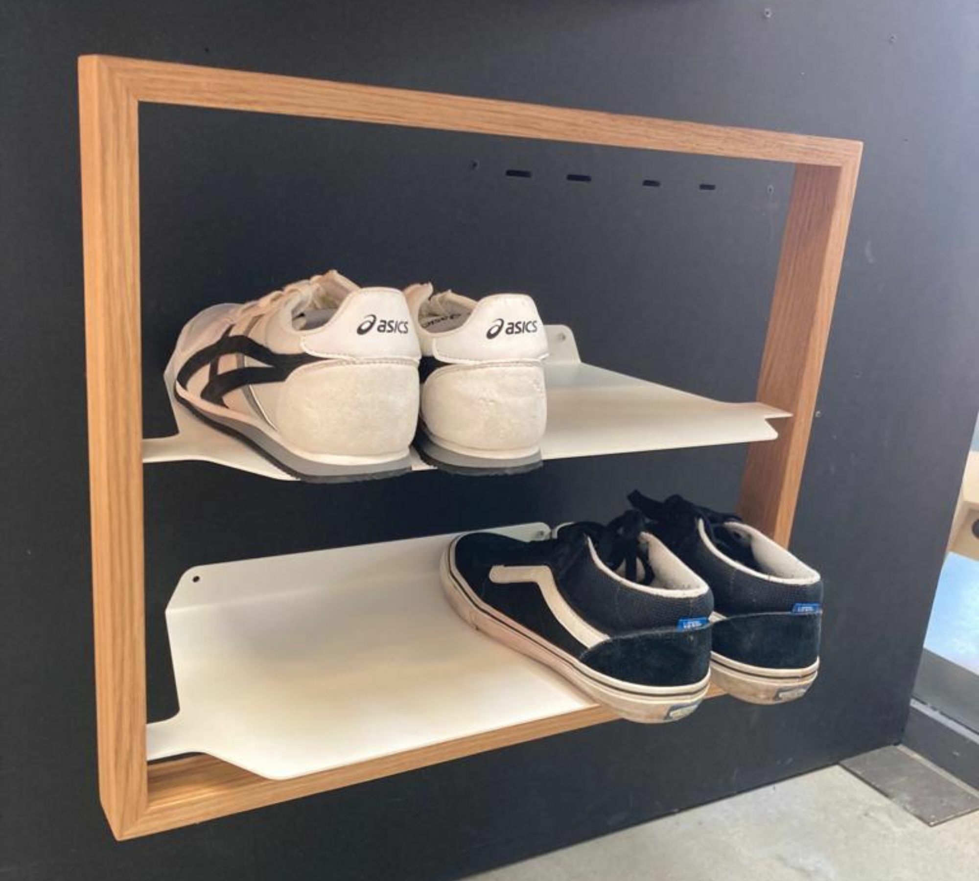 Schuhregal Basti mit Eichenrahmen p2 4