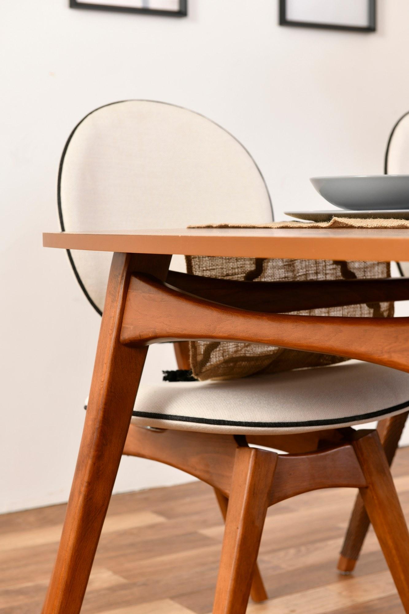 Touch Dining table set 4-pc. Nubuck leather Cream 2