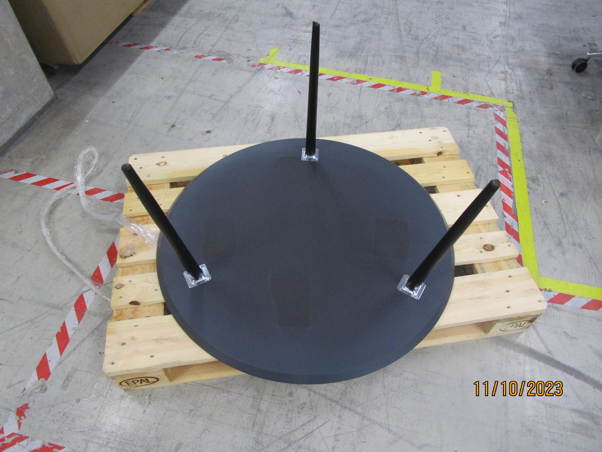 Reece Coffee Table Black ø90cm 5