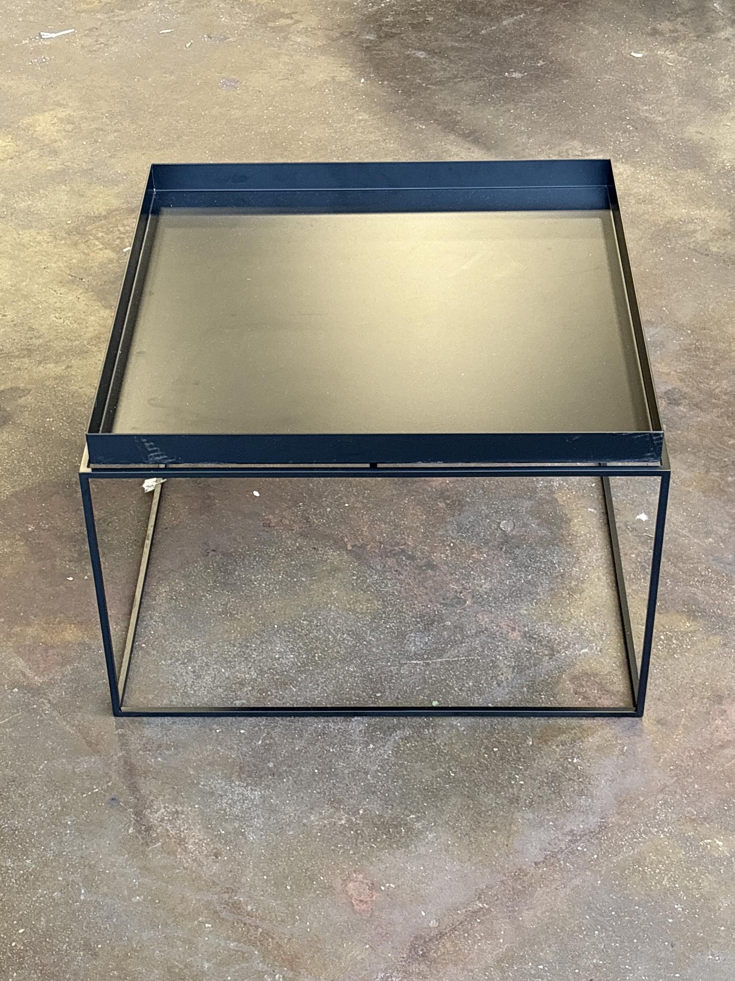 Slit coffee table black 1