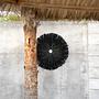 Juju Wanddeko Raffia Schwarz 1