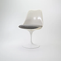 Saarinen Tulip Chair Weiss Grau 0