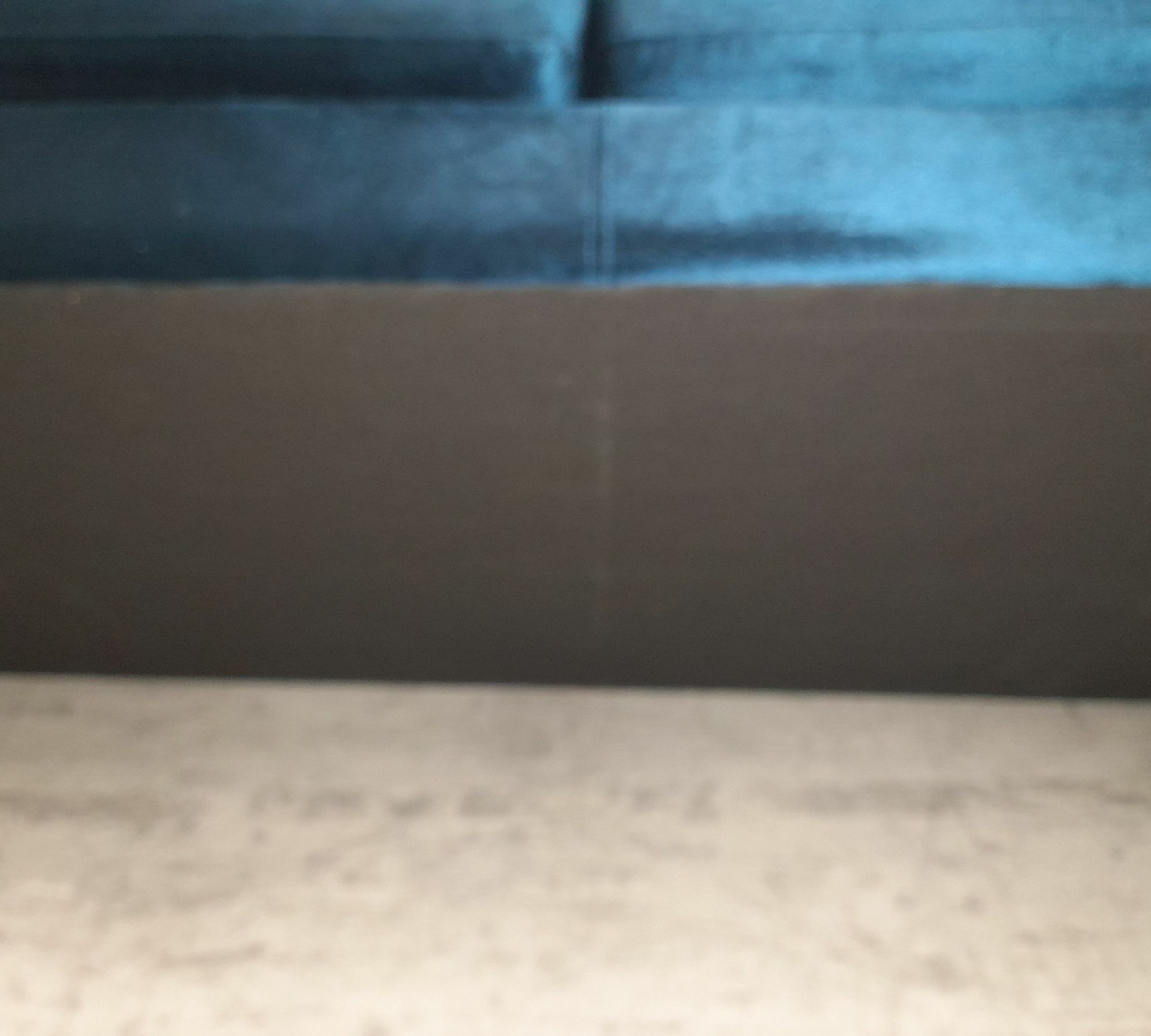 Astha Sofa 3-Sitzer Velour Lux Petro 9