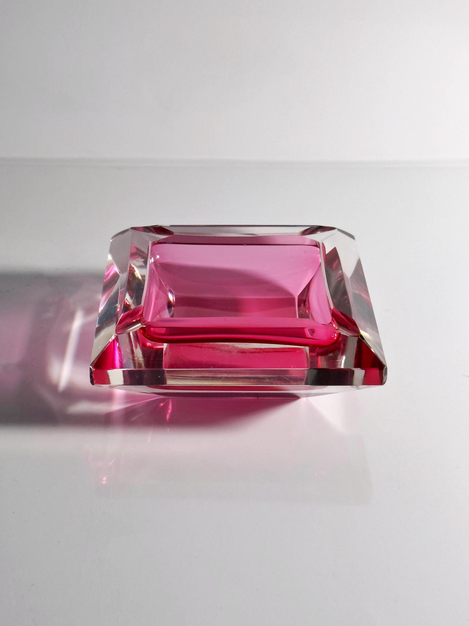 Vintage Aschenbecher Muranoglas Cranberry-Rot 80er Jahre 1