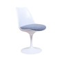 Knoll Tulip Chair Weiß mit grauem Sitzpolster 1
