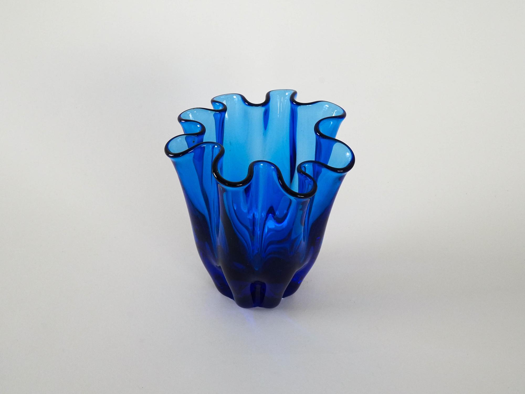 Vase Cobalt blue 4
