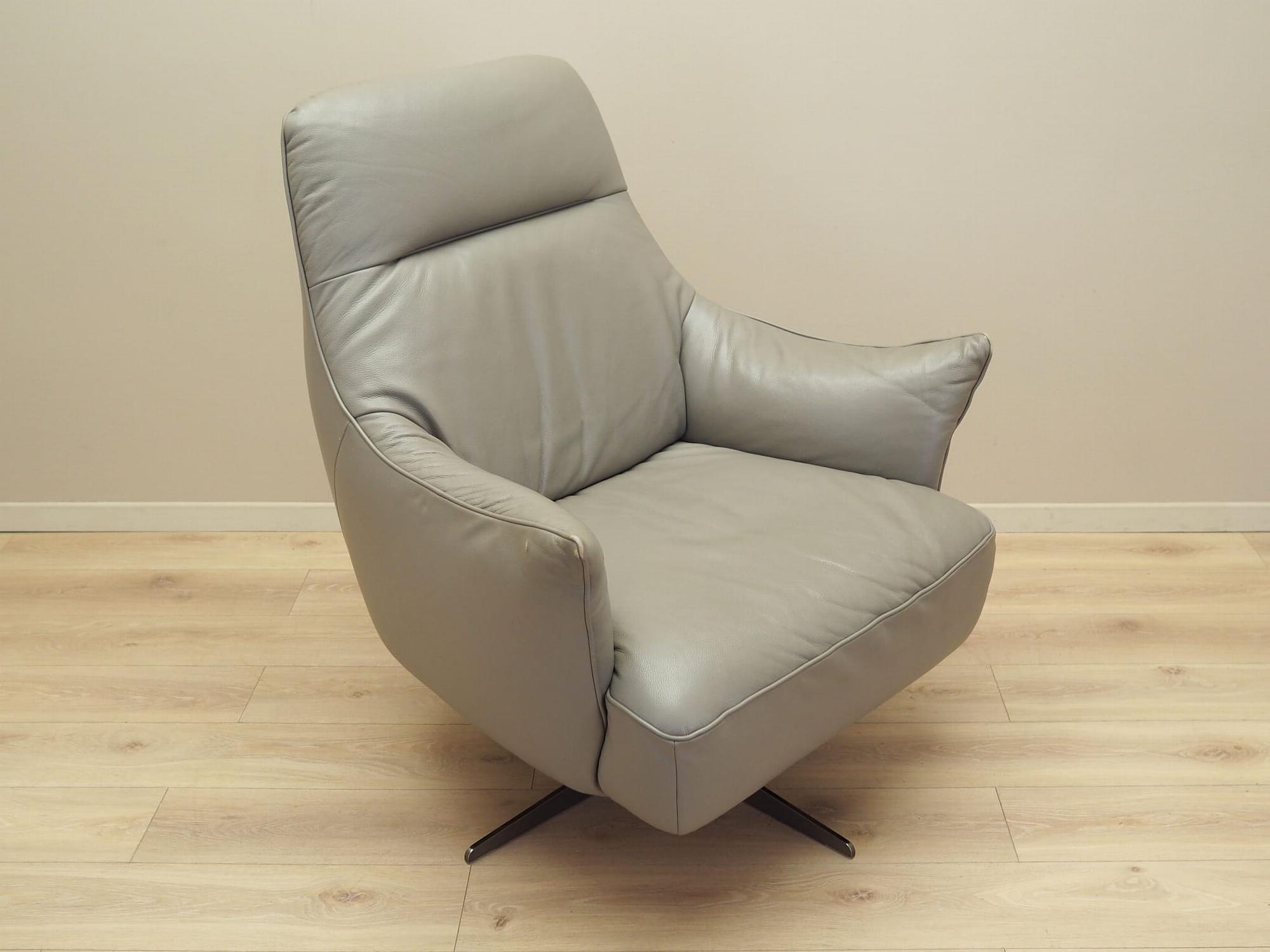 Swiveling armchair leather 1990s 8