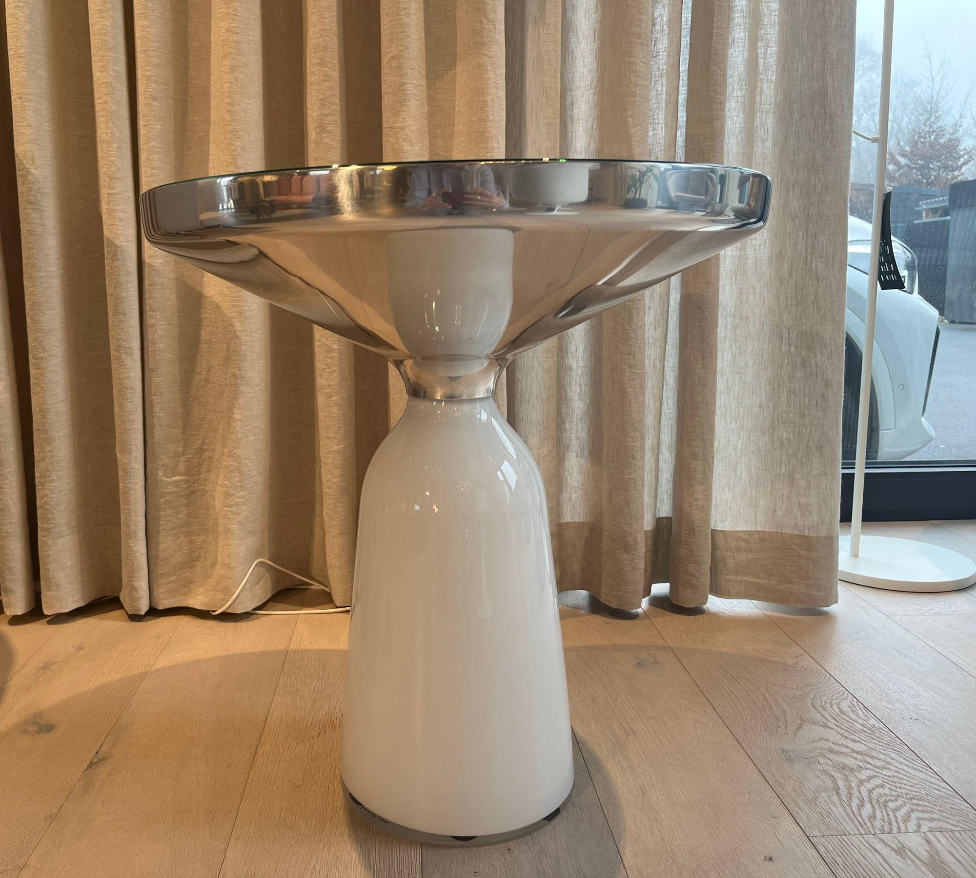 Bell Side Table Metall Weiß 0