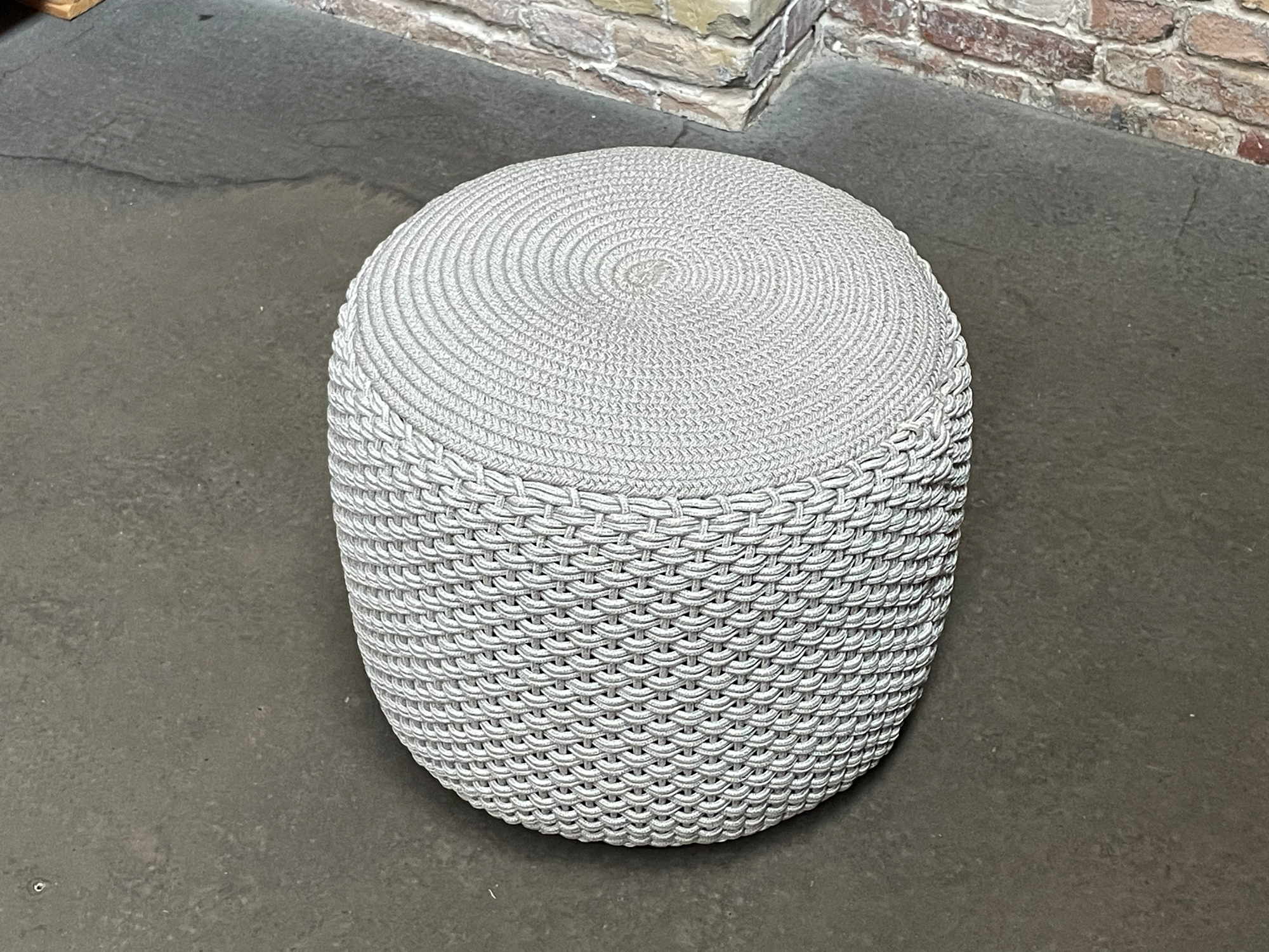 Pouf Outdoor M Sand 1