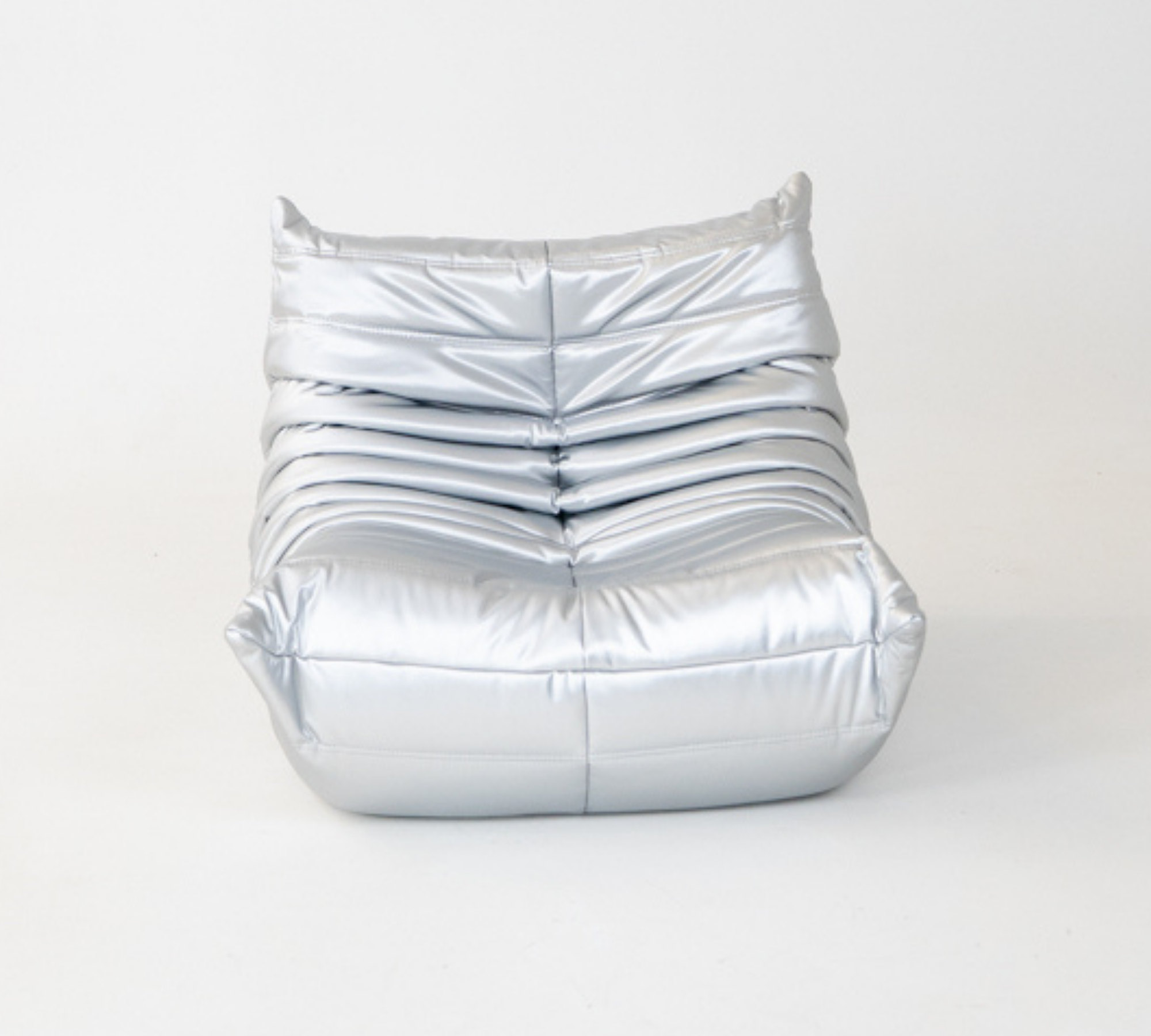 Poltrona Togo in ecopelle grigio spazio 0