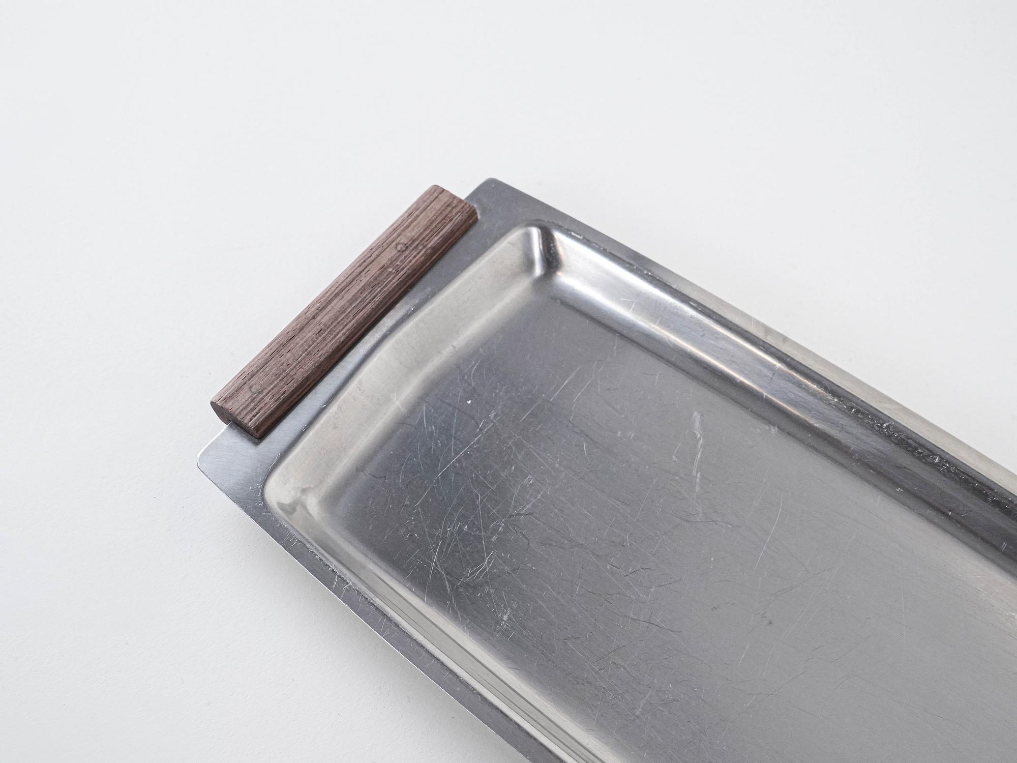 Rechteckiges Edelstahltablett 1970er Jahre 4