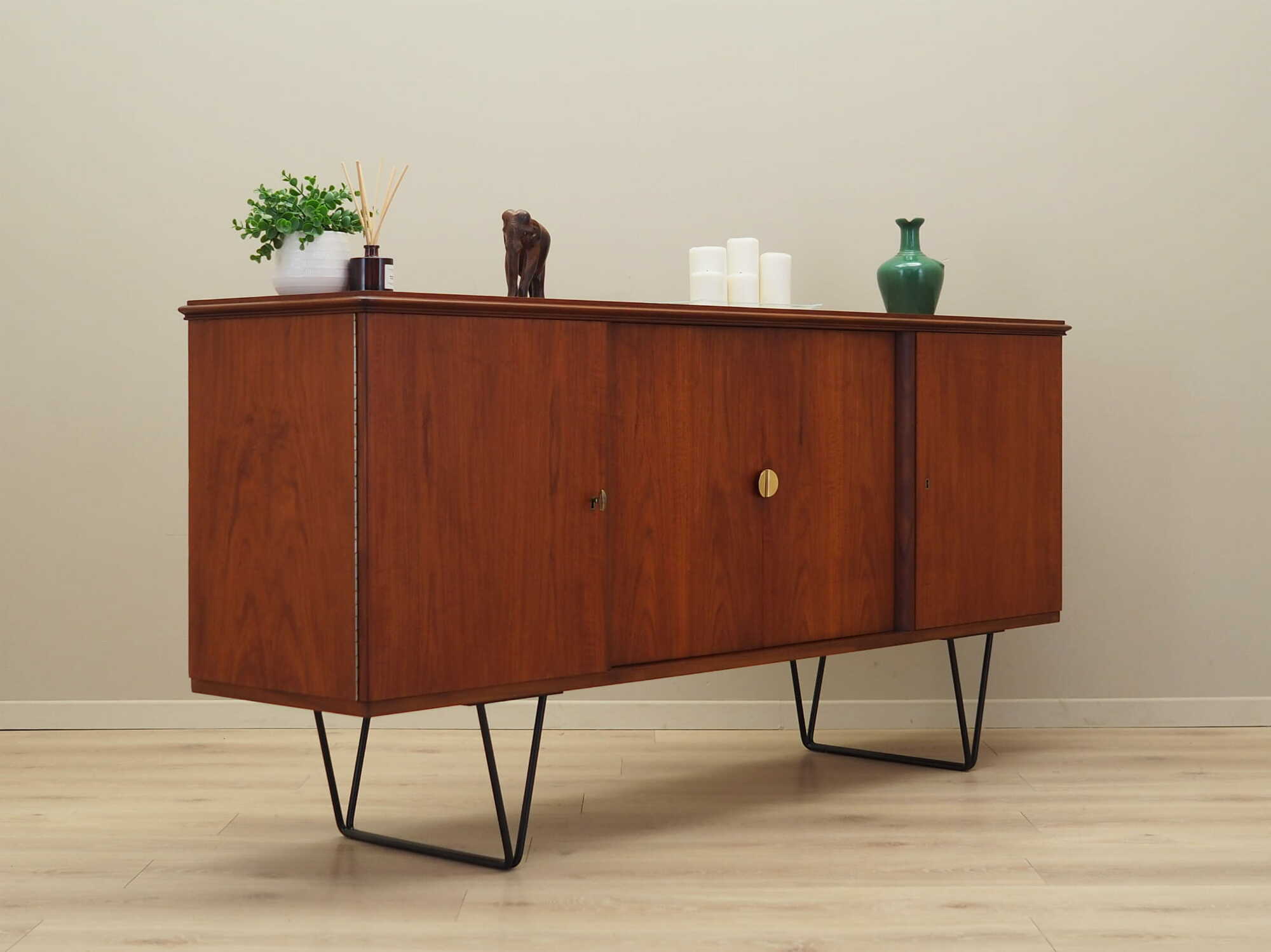 Vintage Sideboard Teakholz Braun 1970er Jahre 5