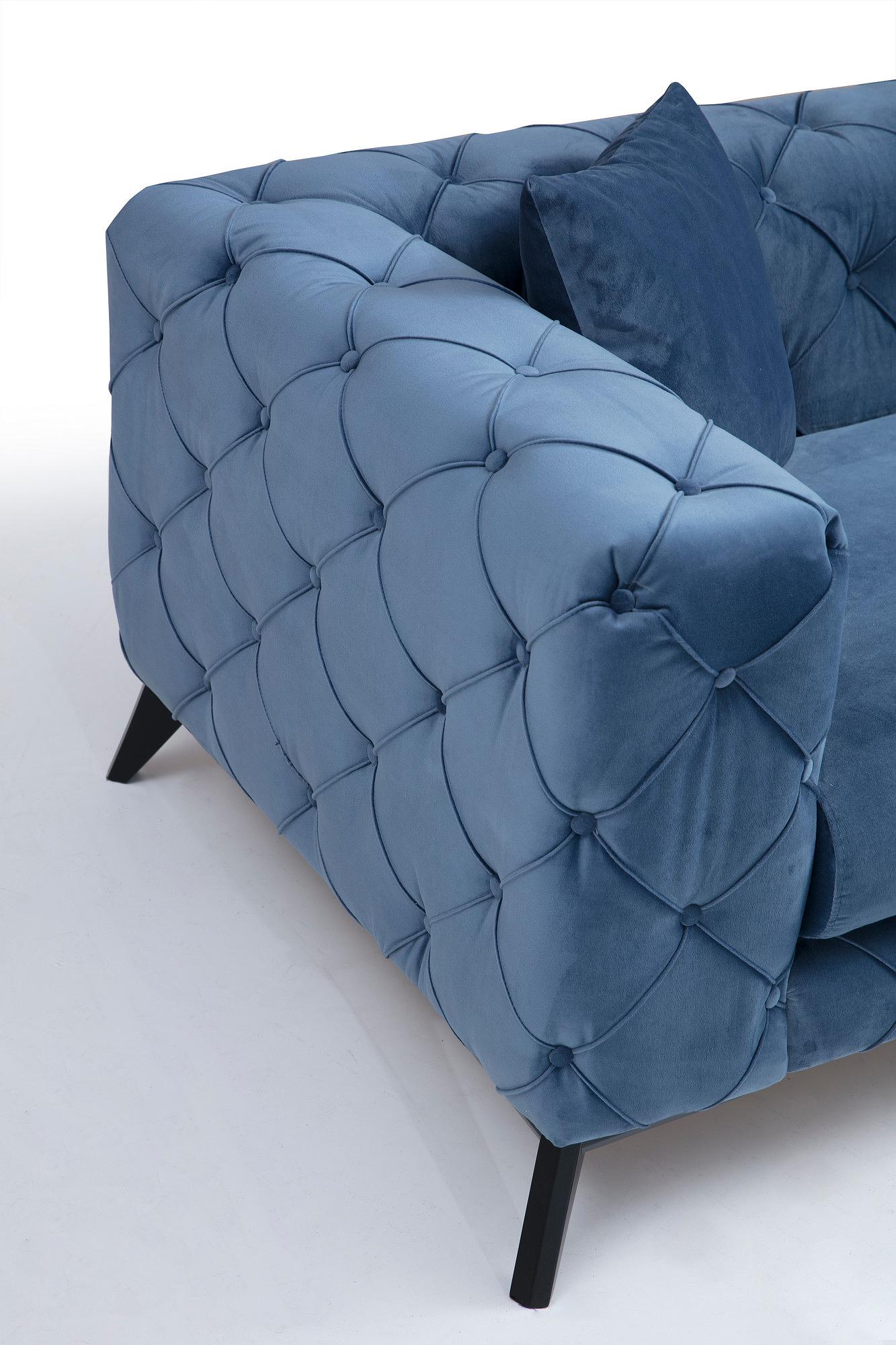 Como Sofa 2-Sitzer Blau mit schwarzen Beinen 3