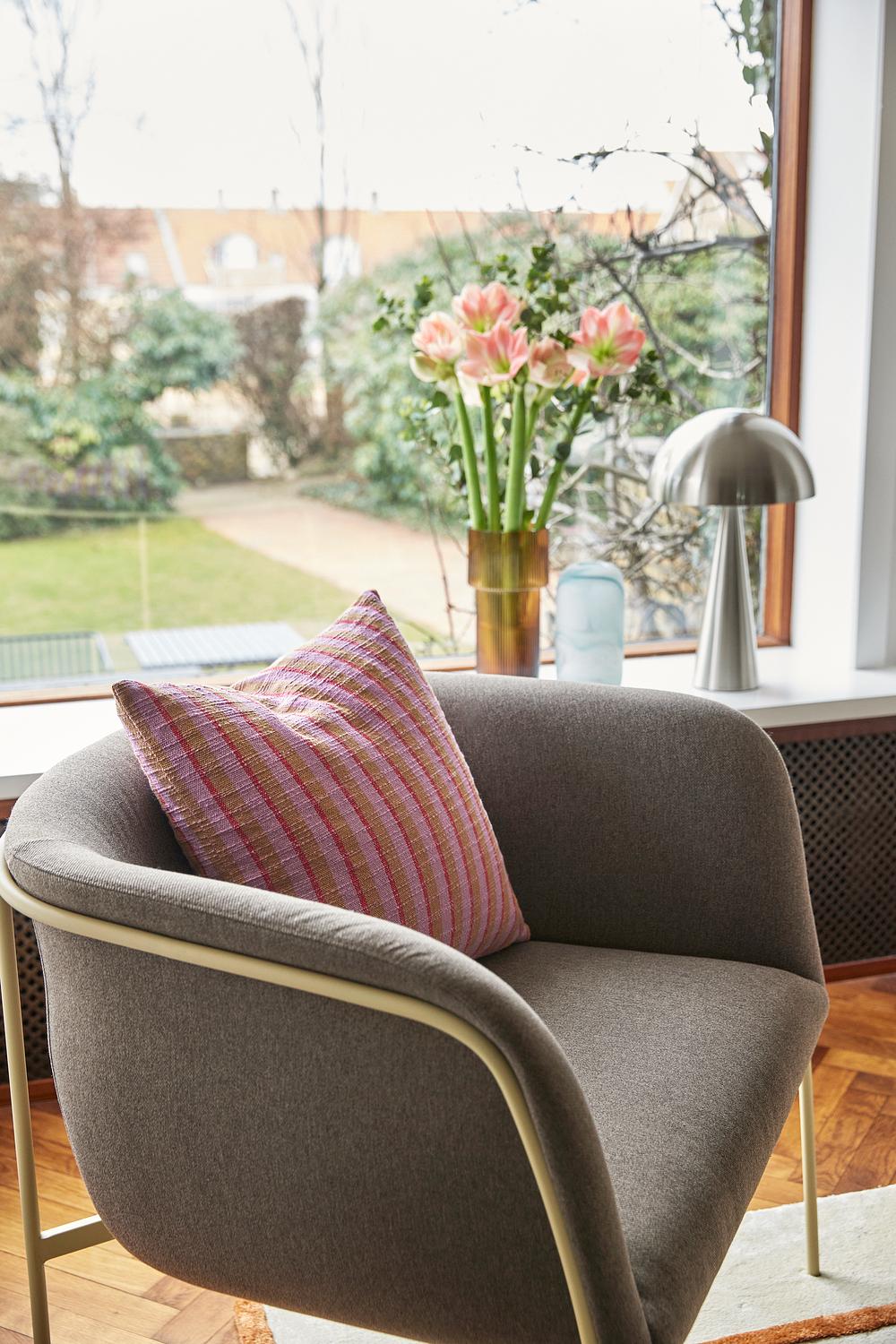 Eyrie Loungestuhl Braun 8