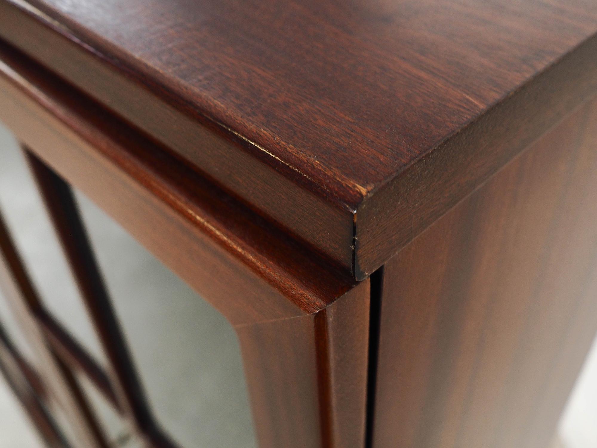 Mahogany display cabinet 1970s 5