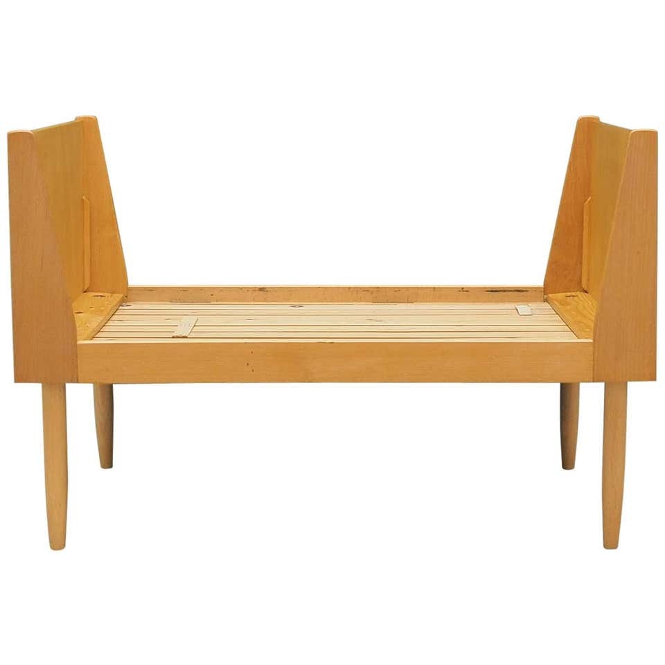 Vintage Bettrahmen Eschenholz Beige 1960er Jahre 0