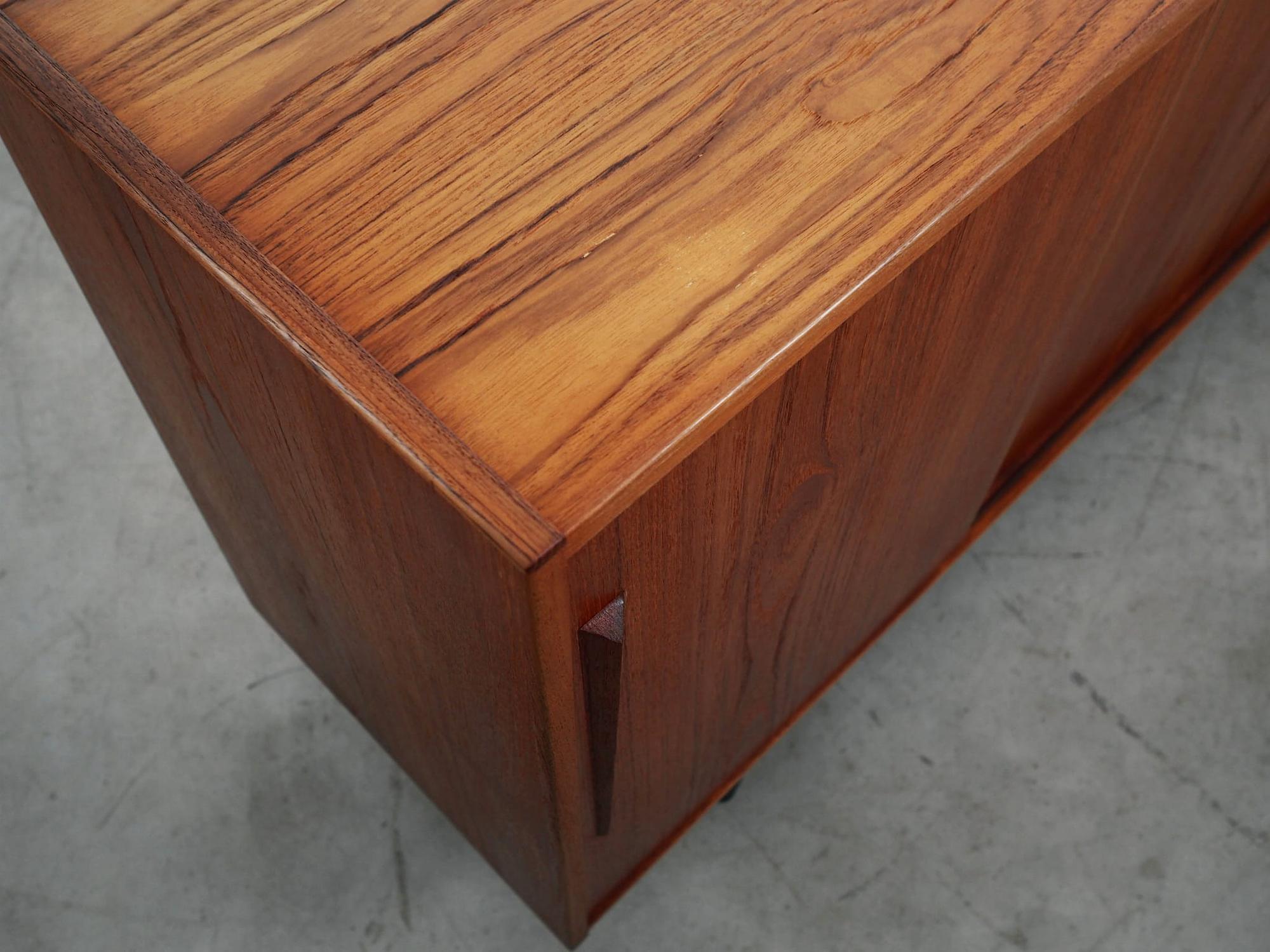 Sideboard teak 1970s 8