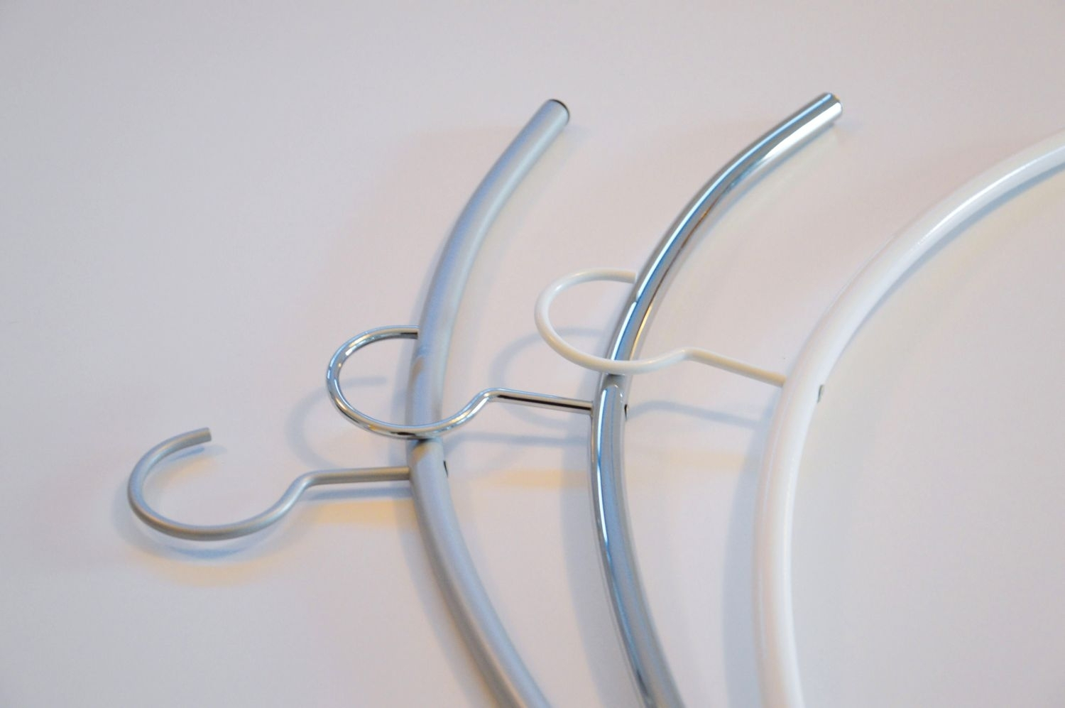 Glider Kleiderbügel Metall Weiß 2
