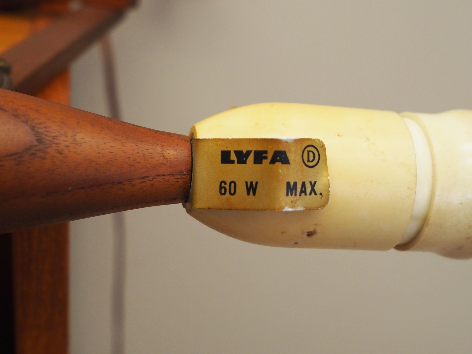 Scissor Wandleuchte Teakholz 1970er Jahre 10