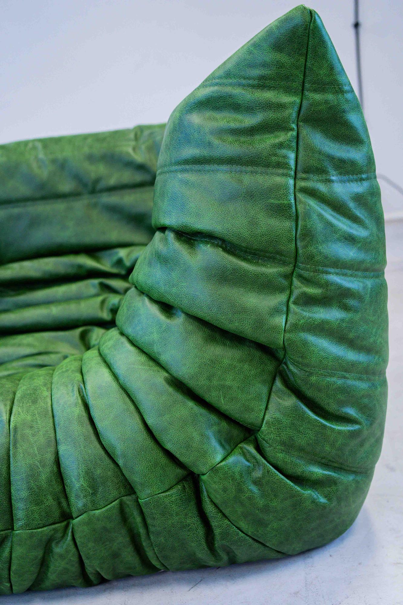 Togo Sofa 2-seater with armrest Pull-Up-Leather Green 3