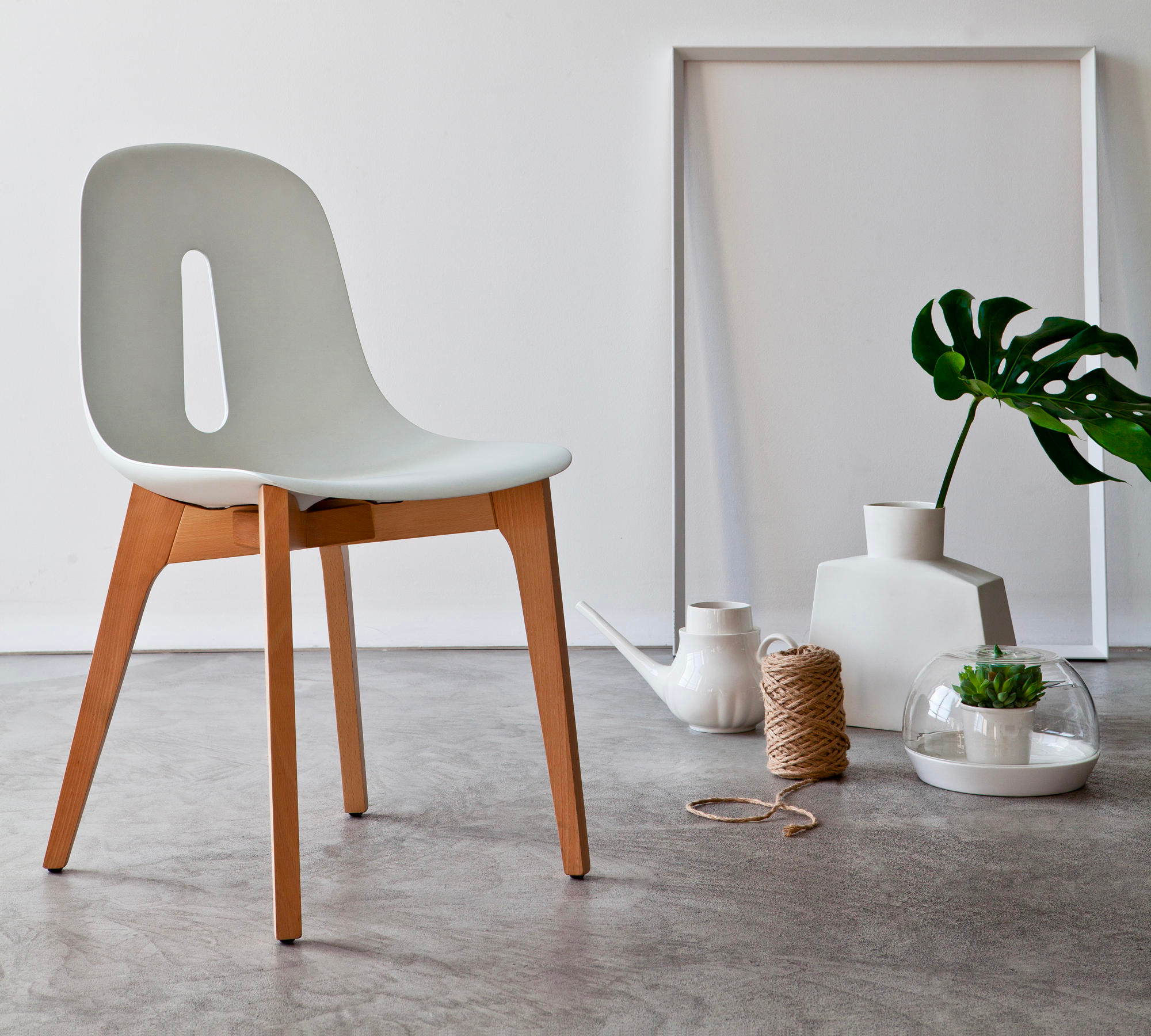 Gotham W Sedia Plastica Legno Bianco 2